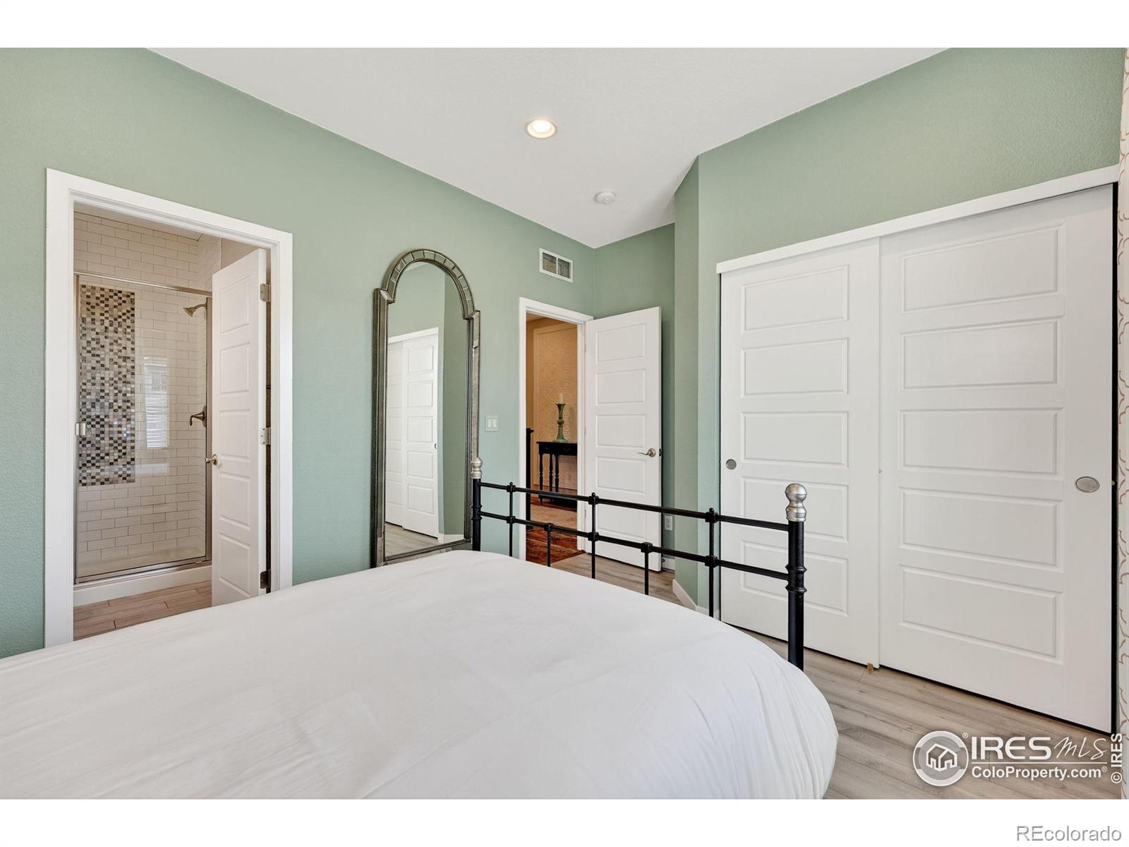 MLS Image #17 for 61  moonrise court,erie, Colorado