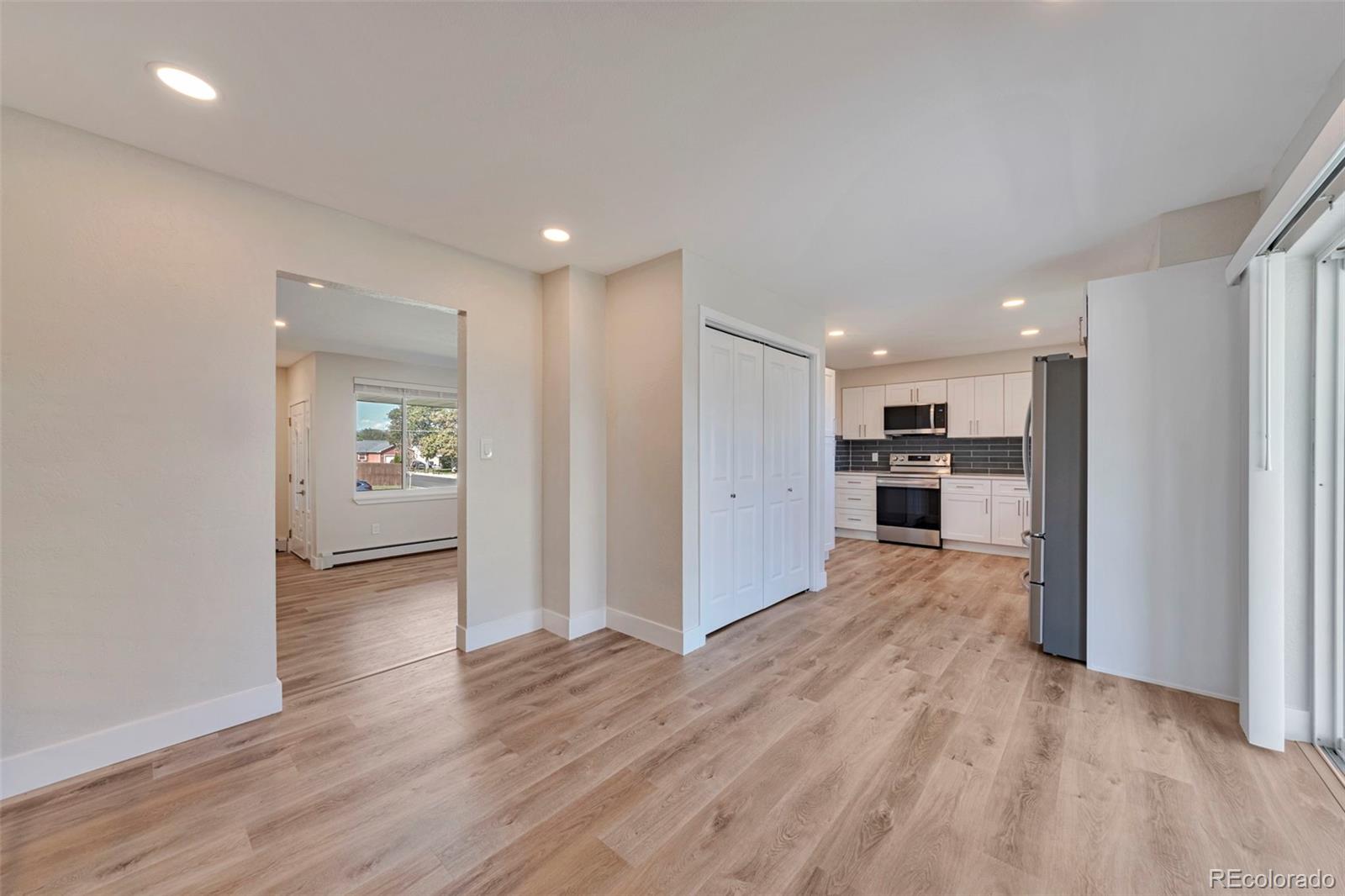 MLS Image #6 for 5480  raritan way,denver, Colorado