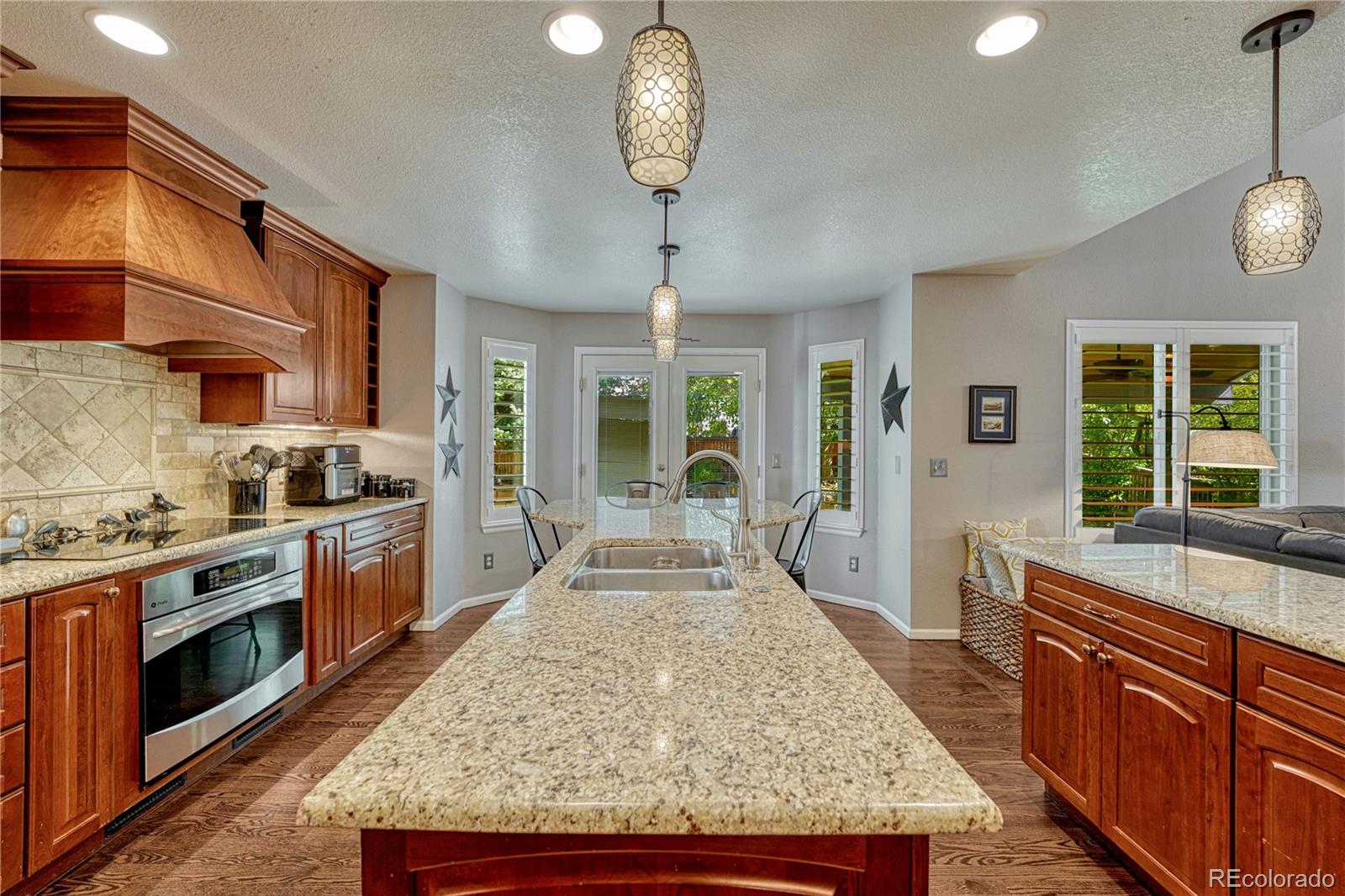 MLS Image #14 for 380  rose finch circle,highlands ranch, Colorado
