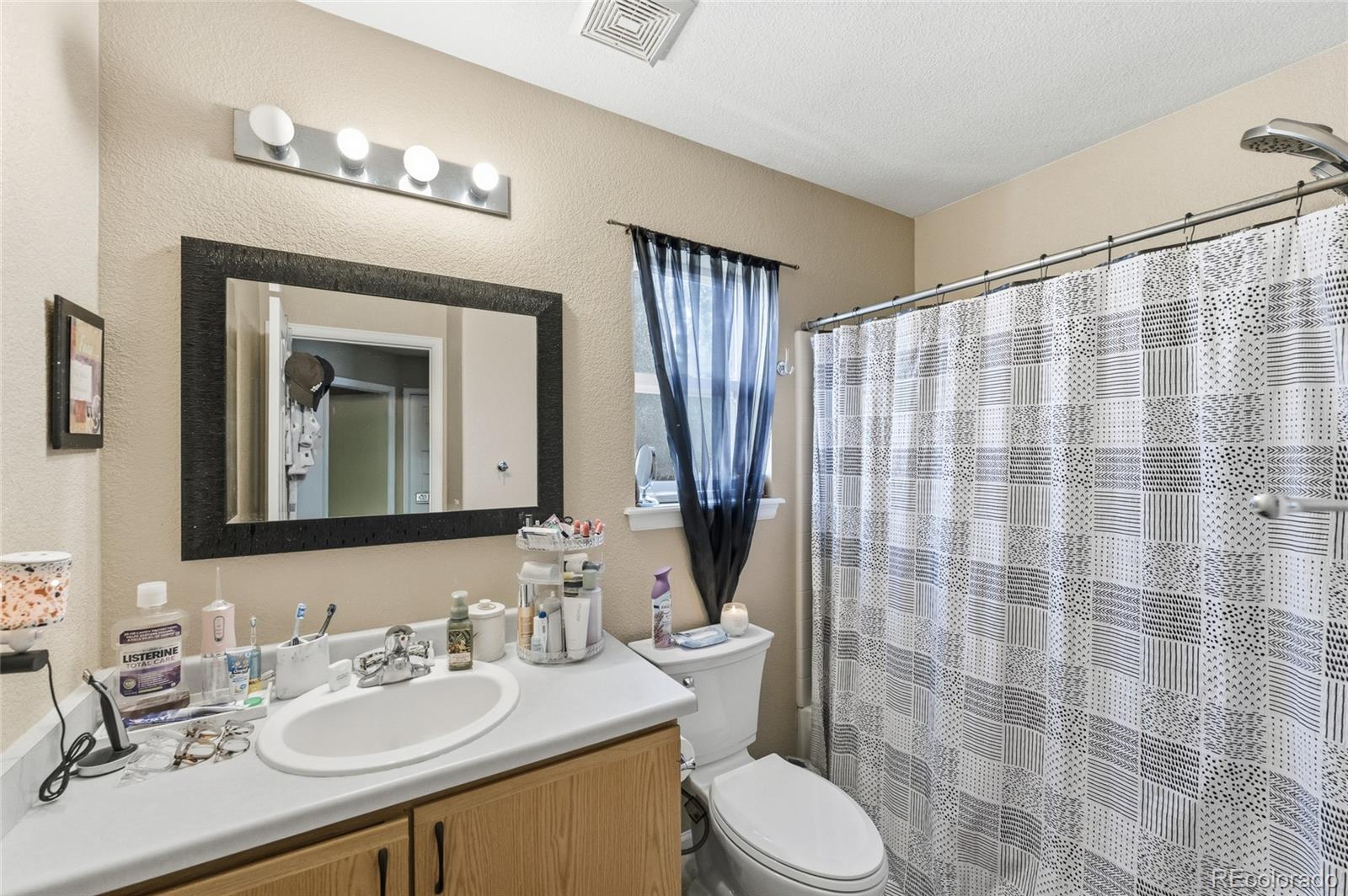 MLS Image #14 for 20000  mitchell place,denver, Colorado