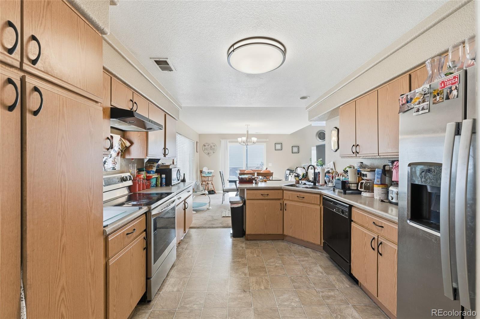 MLS Image #7 for 20000  mitchell place,denver, Colorado