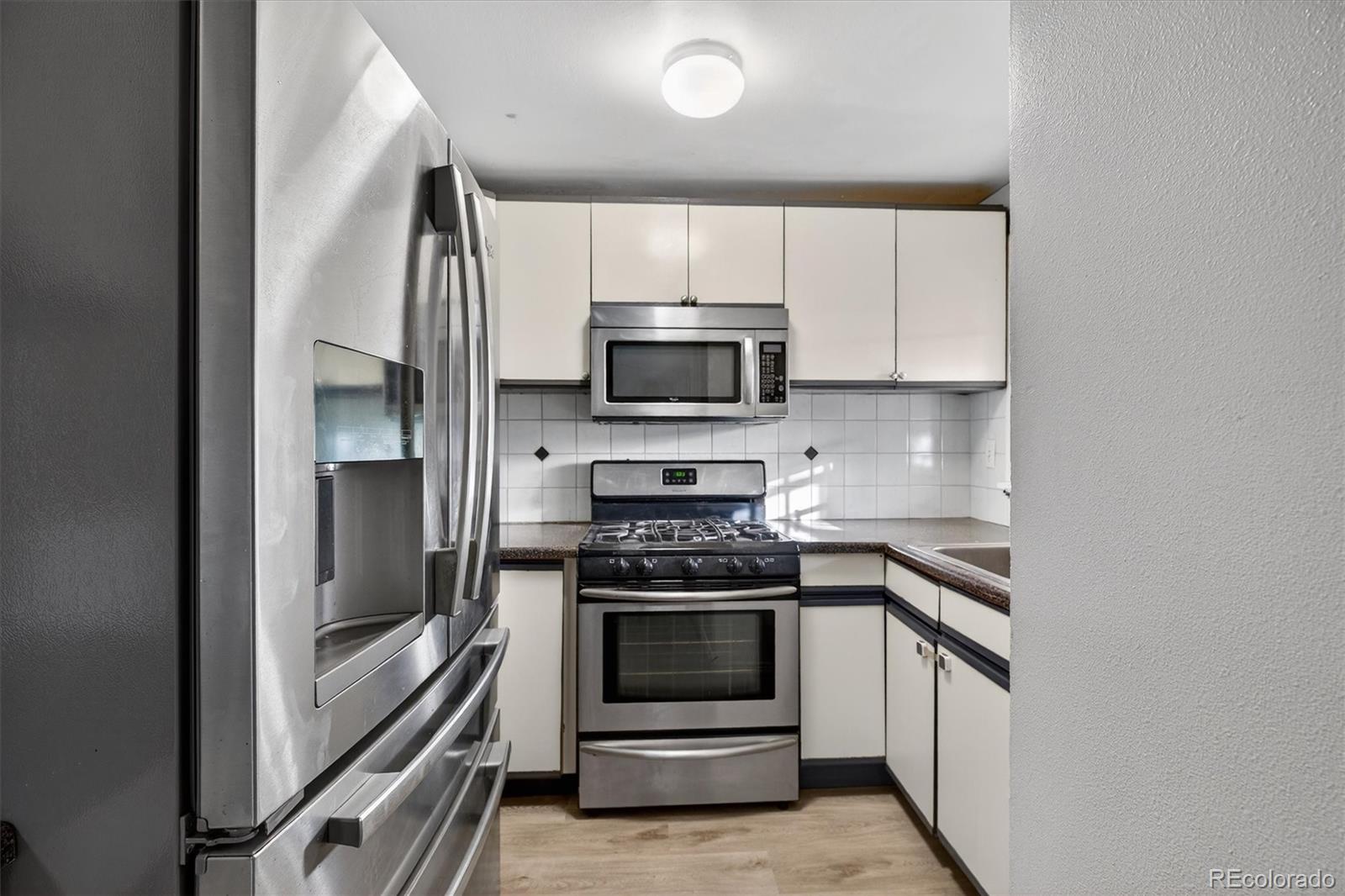 MLS Image #10 for 1090  hanover street,aurora, Colorado