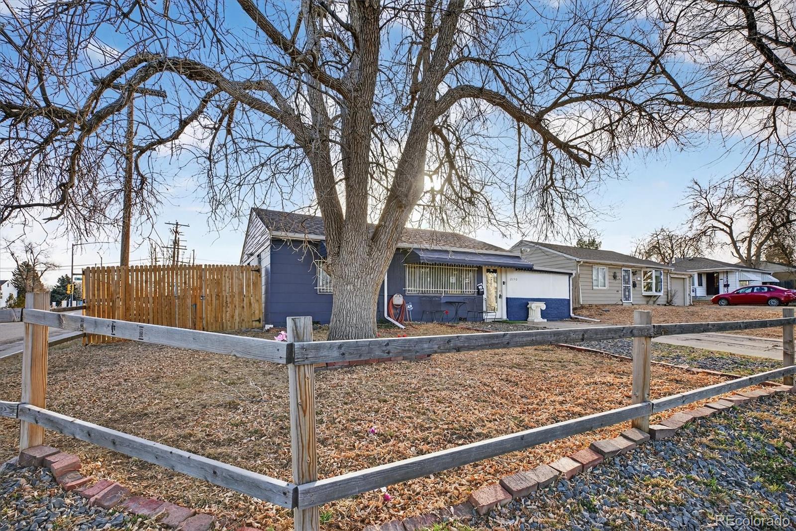MLS Image #2 for 1090  hanover street,aurora, Colorado