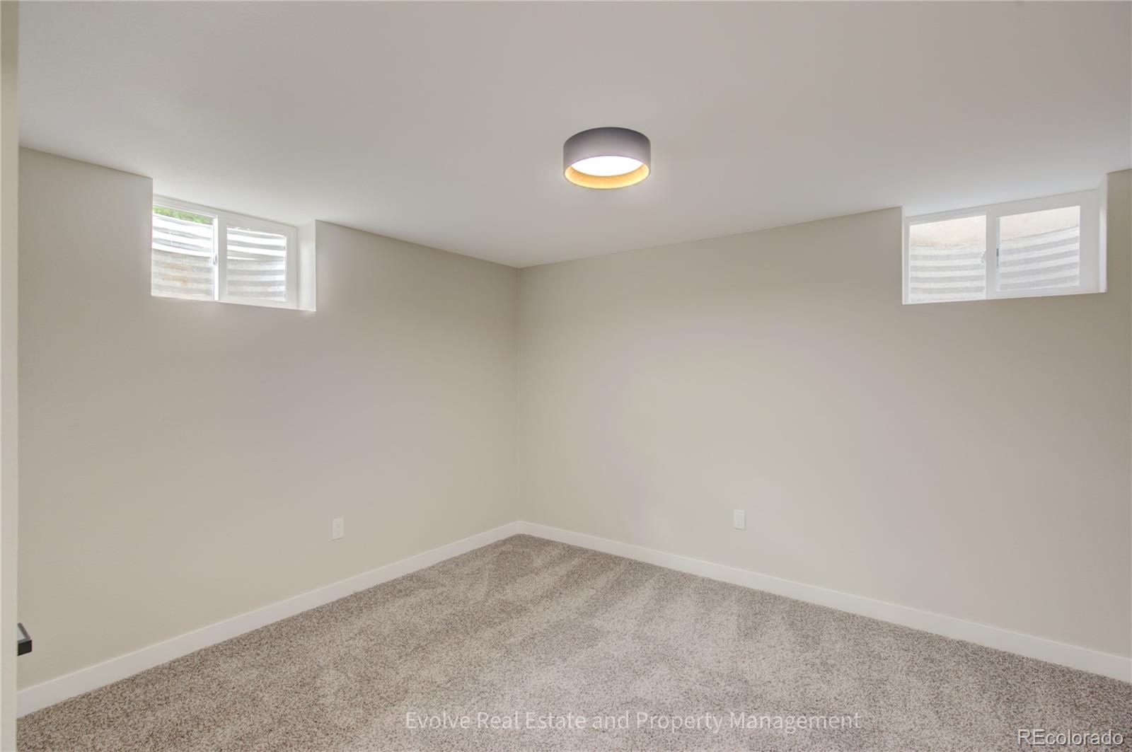 MLS Image #27 for 2525 s ivanhoe place,denver, Colorado