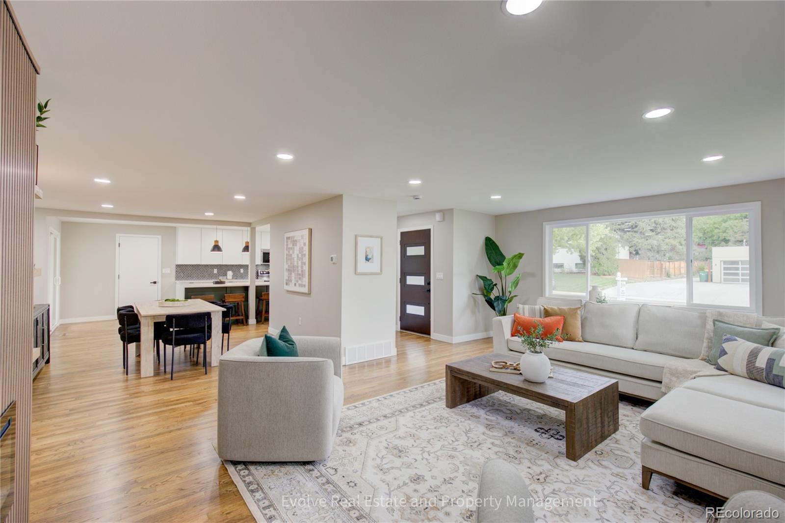 MLS Image #7 for 2525 s ivanhoe place,denver, Colorado