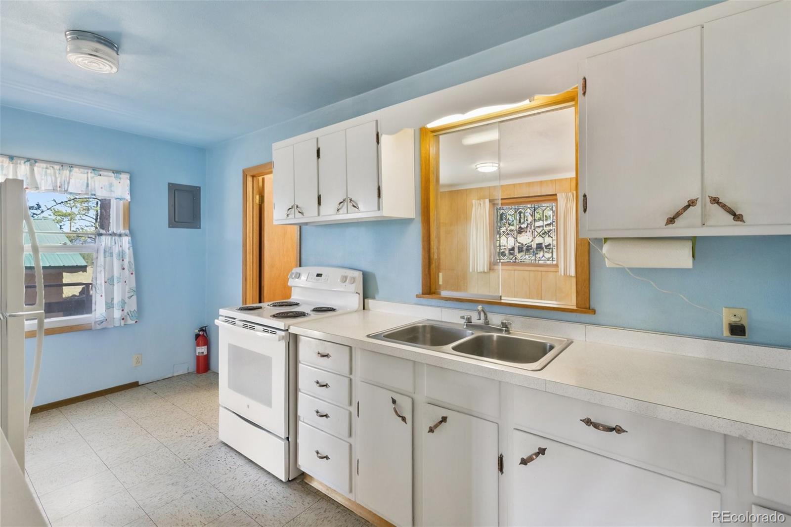 MLS Image #17 for 44  remuda lane,florissant, Colorado