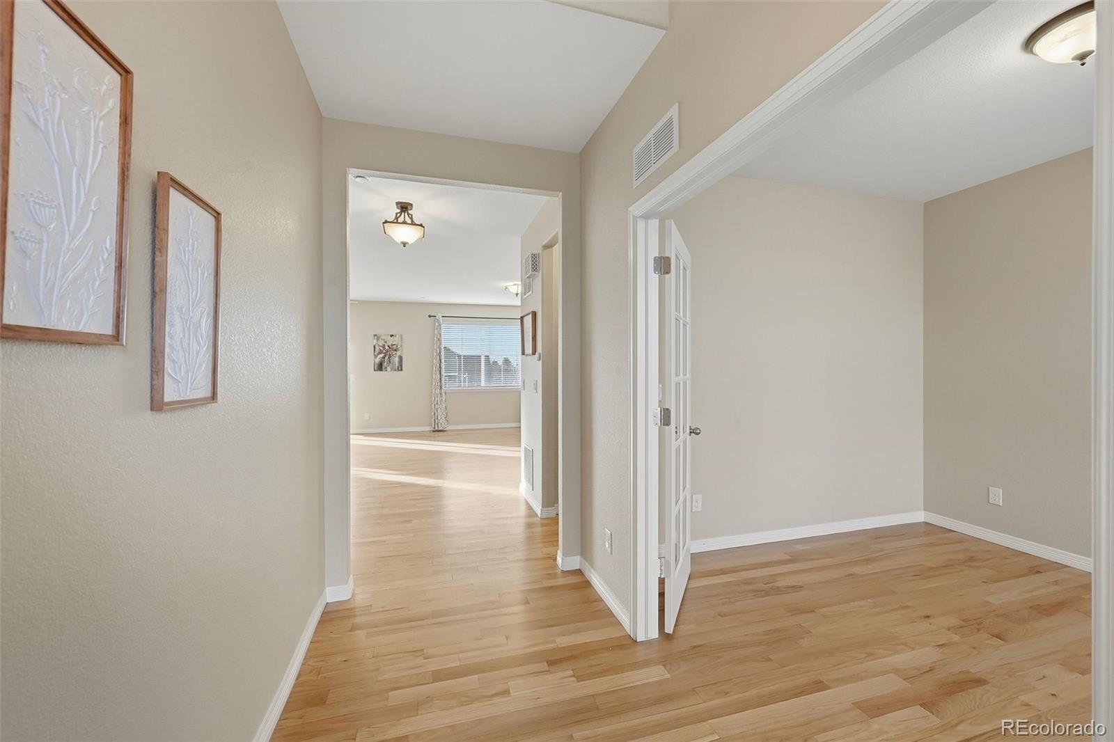 MLS Image #1 for 35 n newcastle court,aurora, Colorado