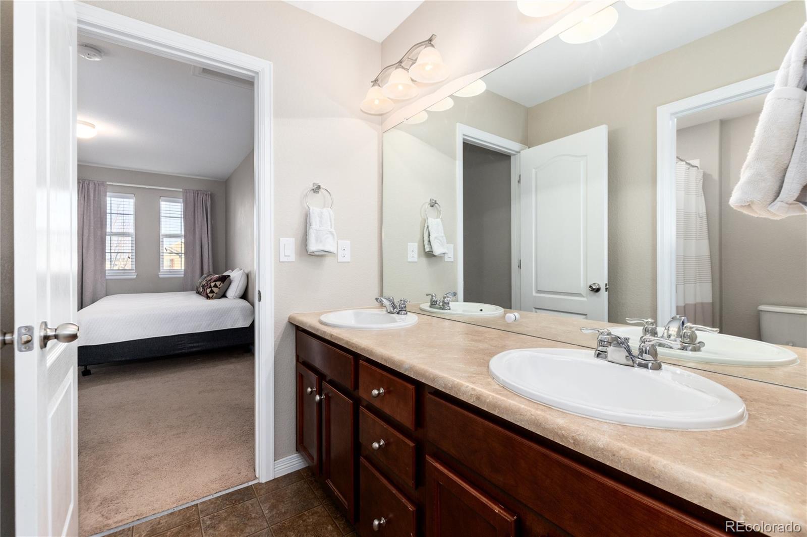 MLS Image #22 for 35 n newcastle court,aurora, Colorado