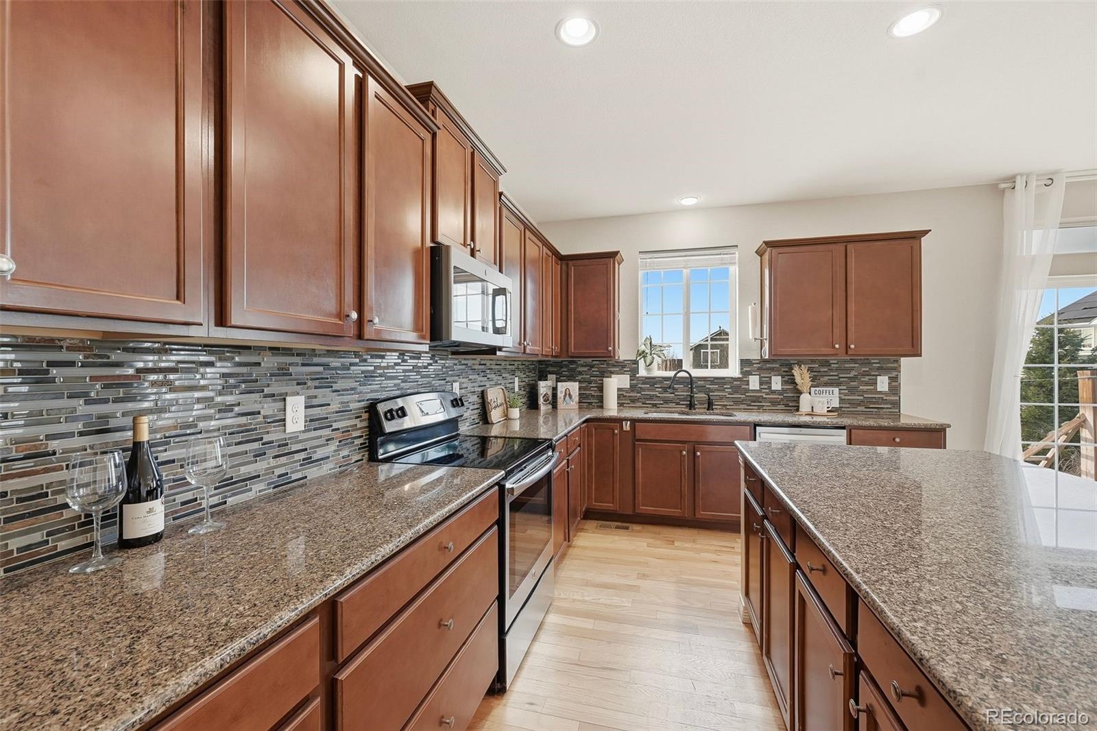 MLS Image #8 for 35 n newcastle court,aurora, Colorado