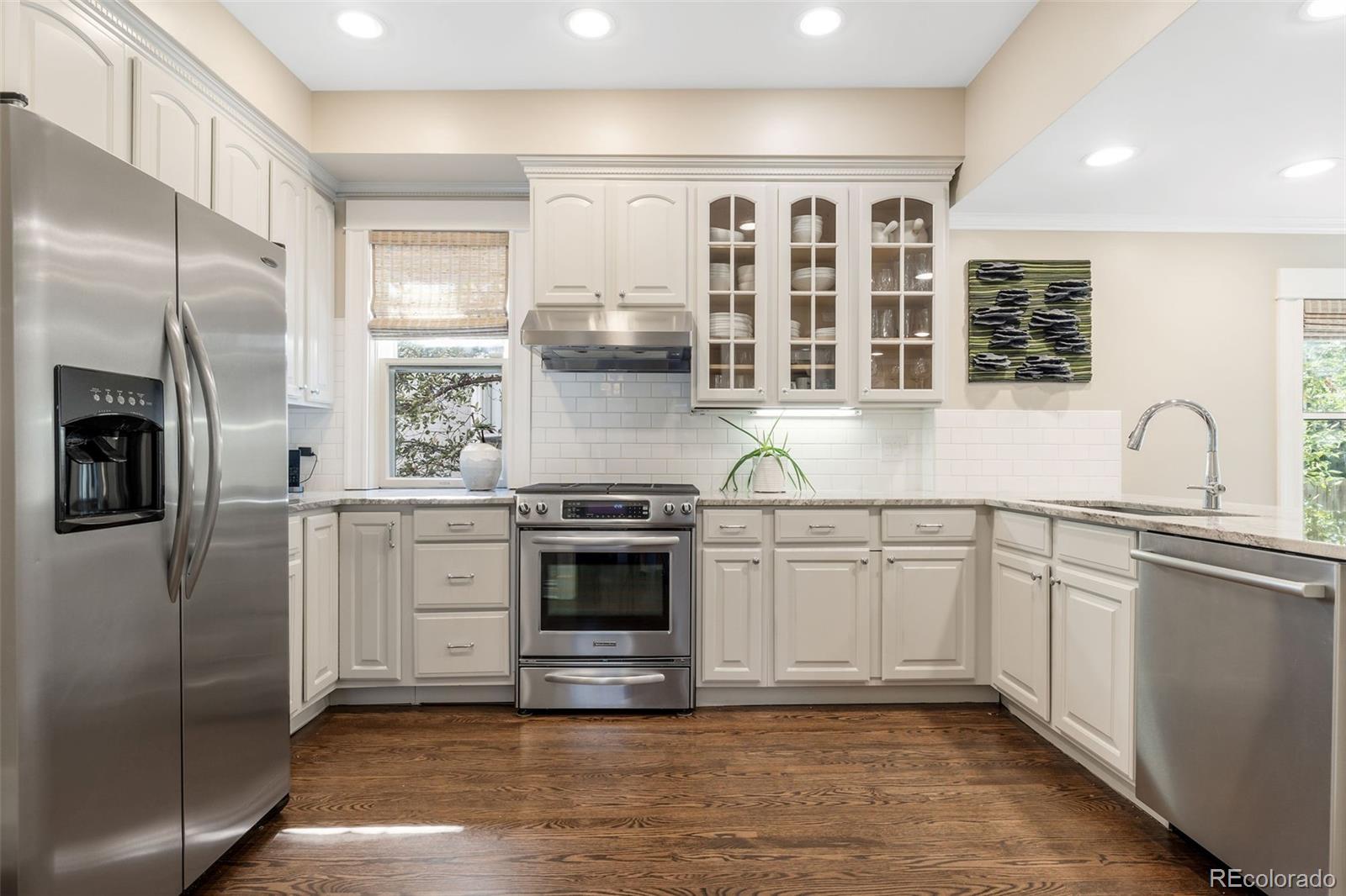 MLS Image #11 for 635 n high street,denver, Colorado