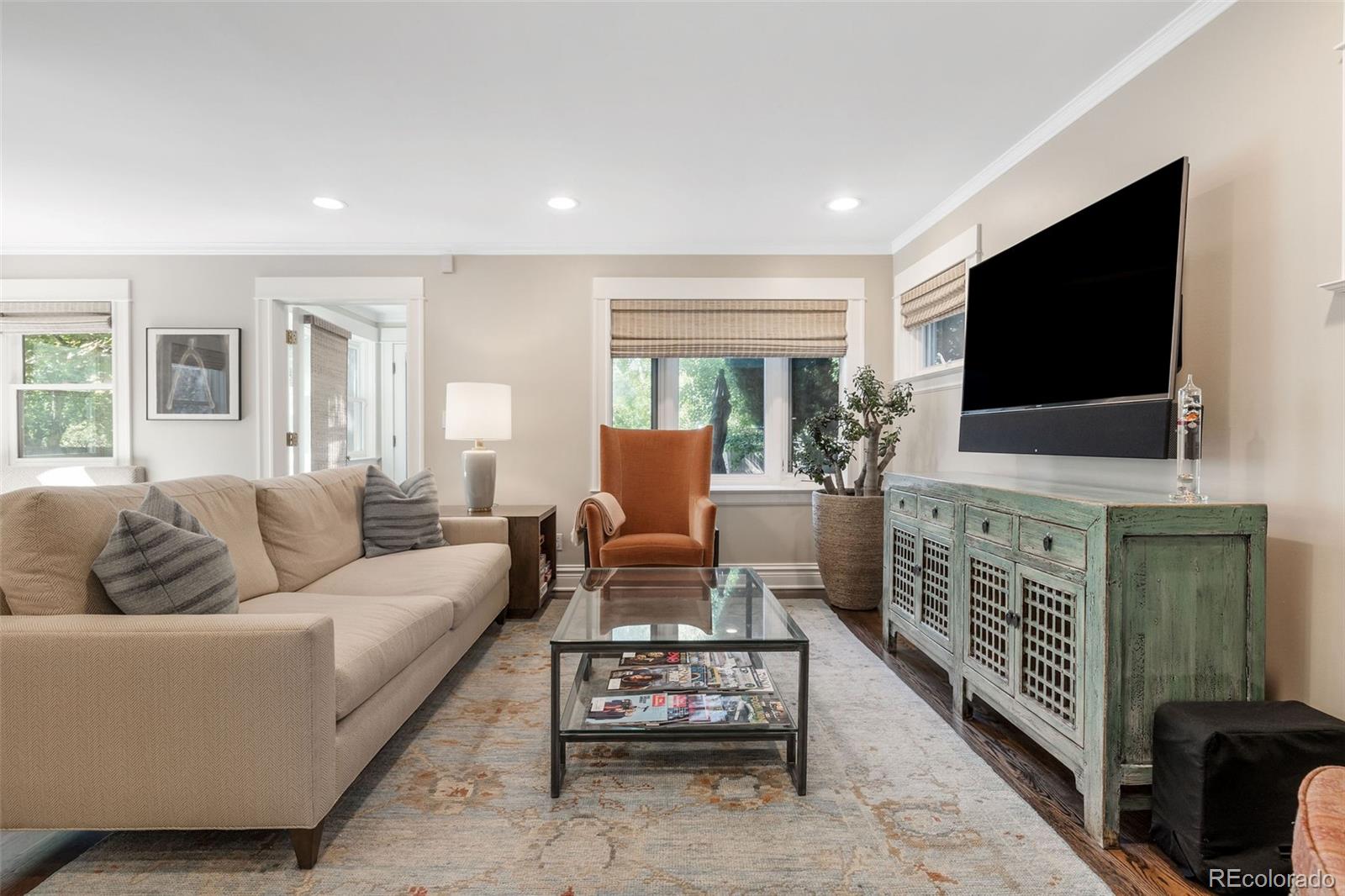 MLS Image #17 for 635 n high street,denver, Colorado