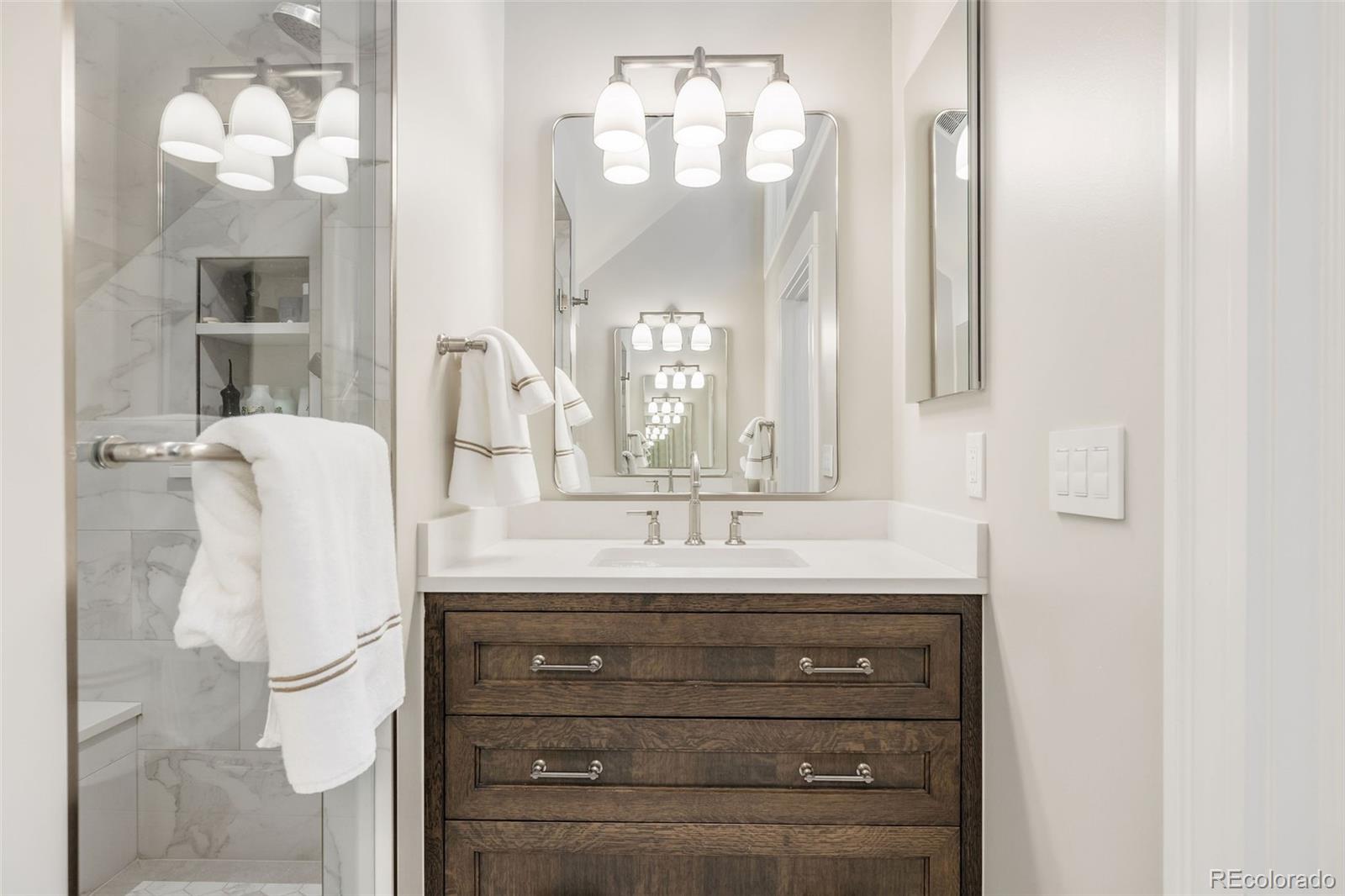 MLS Image #26 for 635 n high street,denver, Colorado