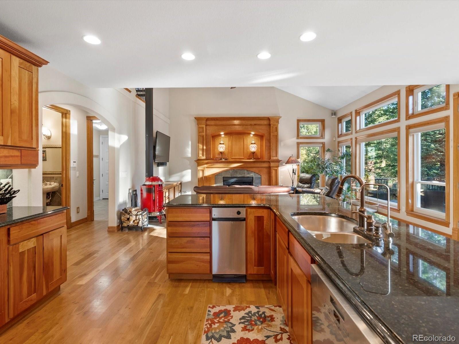 MLS Image #14 for 20906  horse bit way,morrison, Colorado