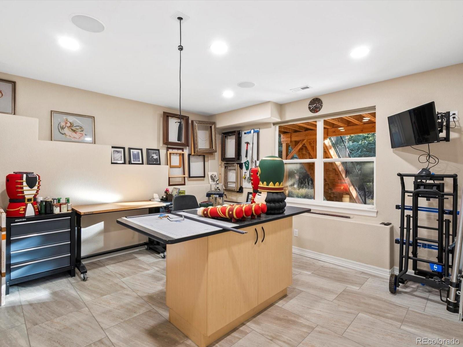 MLS Image #42 for 20906  horse bit way,morrison, Colorado