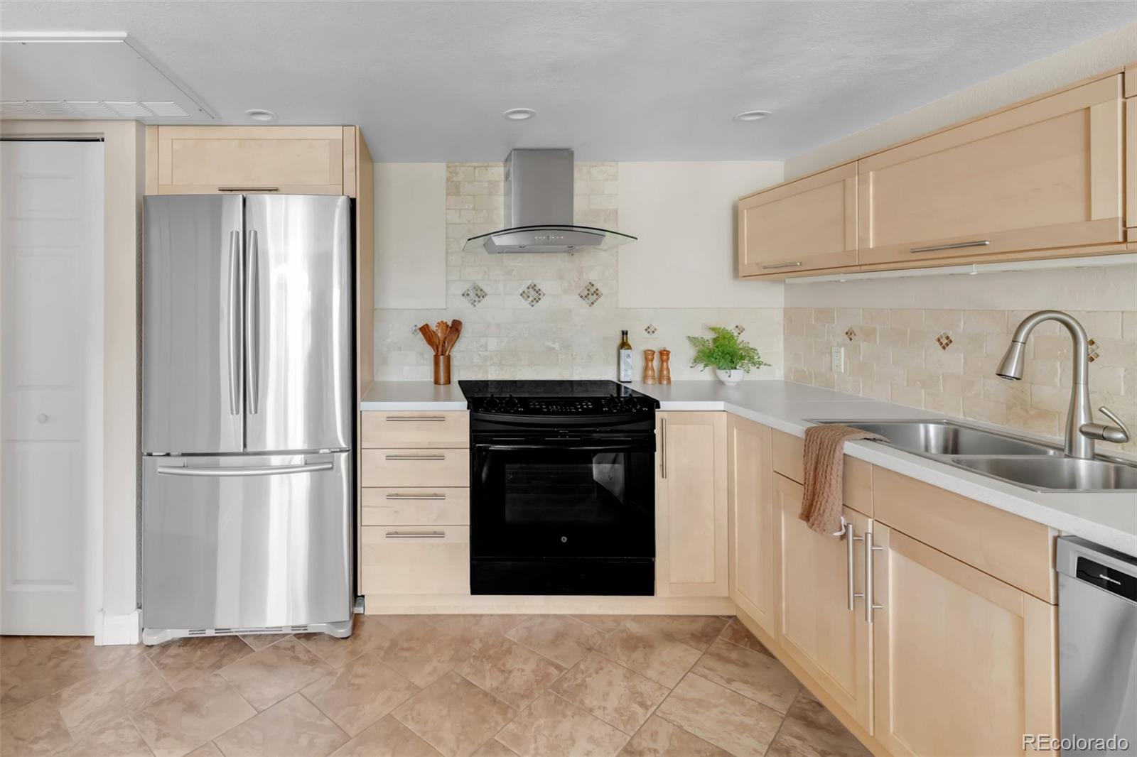 MLS Image #8 for 1650 s deframe street b5,lakewood, Colorado