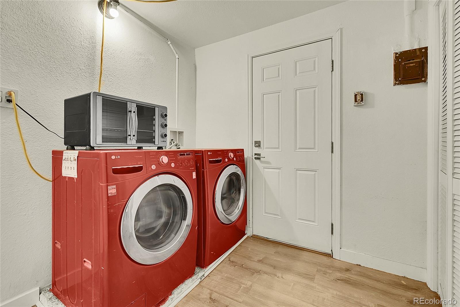 MLS Image #10 for 3011  grape street,denver, Colorado