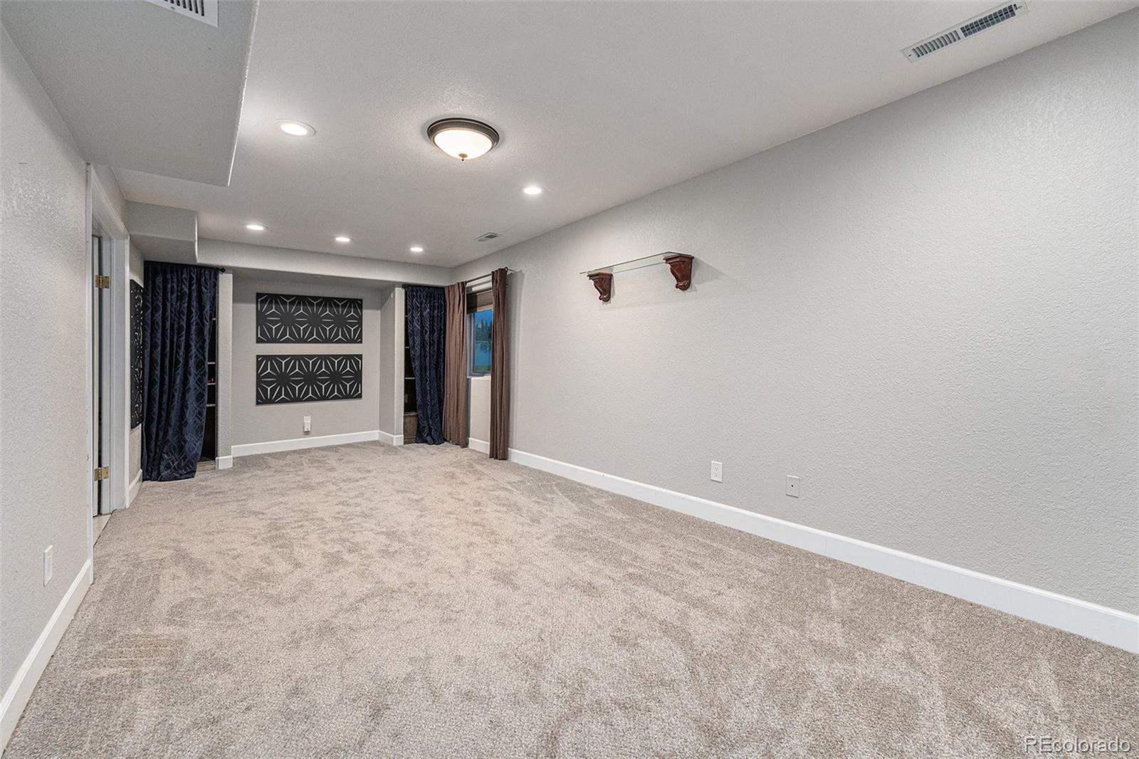 MLS Image #18 for 5803  pomona drive,arvada, Colorado