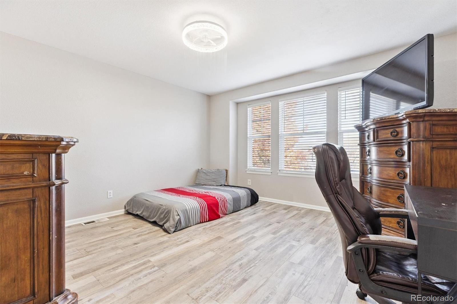MLS Image #20 for 19504 e arkansas avenue,aurora, Colorado