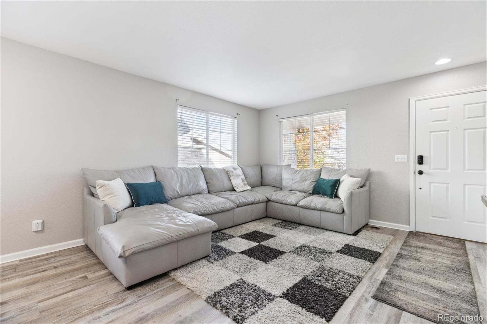 MLS Image #3 for 19504 e arkansas avenue,aurora, Colorado