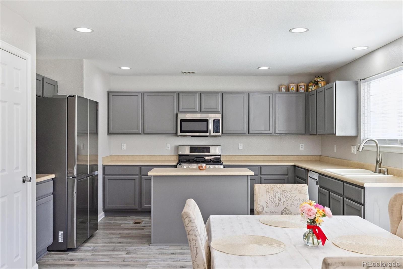 MLS Image #8 for 19504 e arkansas avenue,aurora, Colorado