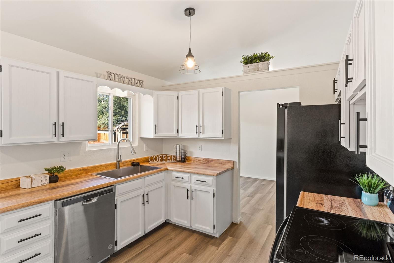 MLS Image #18 for 6520  pawnee circle,colorado springs, Colorado