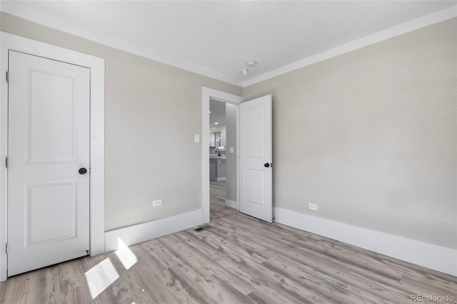 MLS Image #12 for 4751  vine street,denver, Colorado