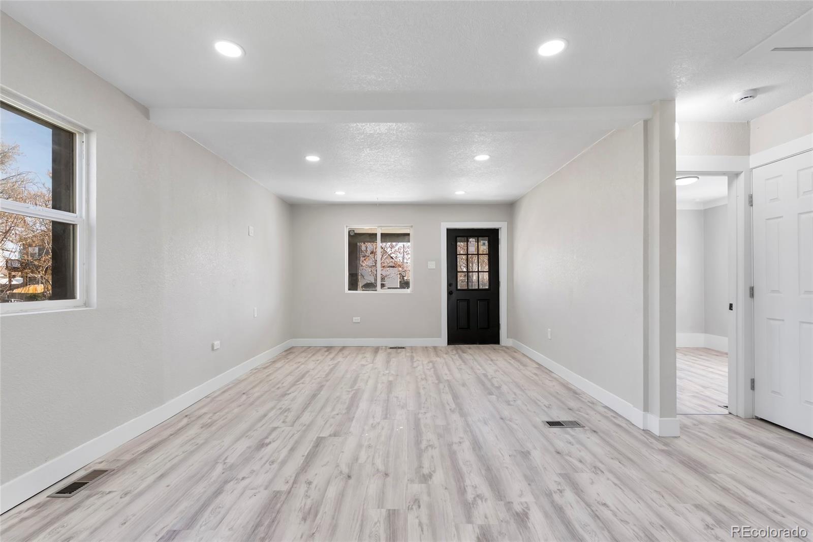 MLS Image #7 for 4751  vine street,denver, Colorado