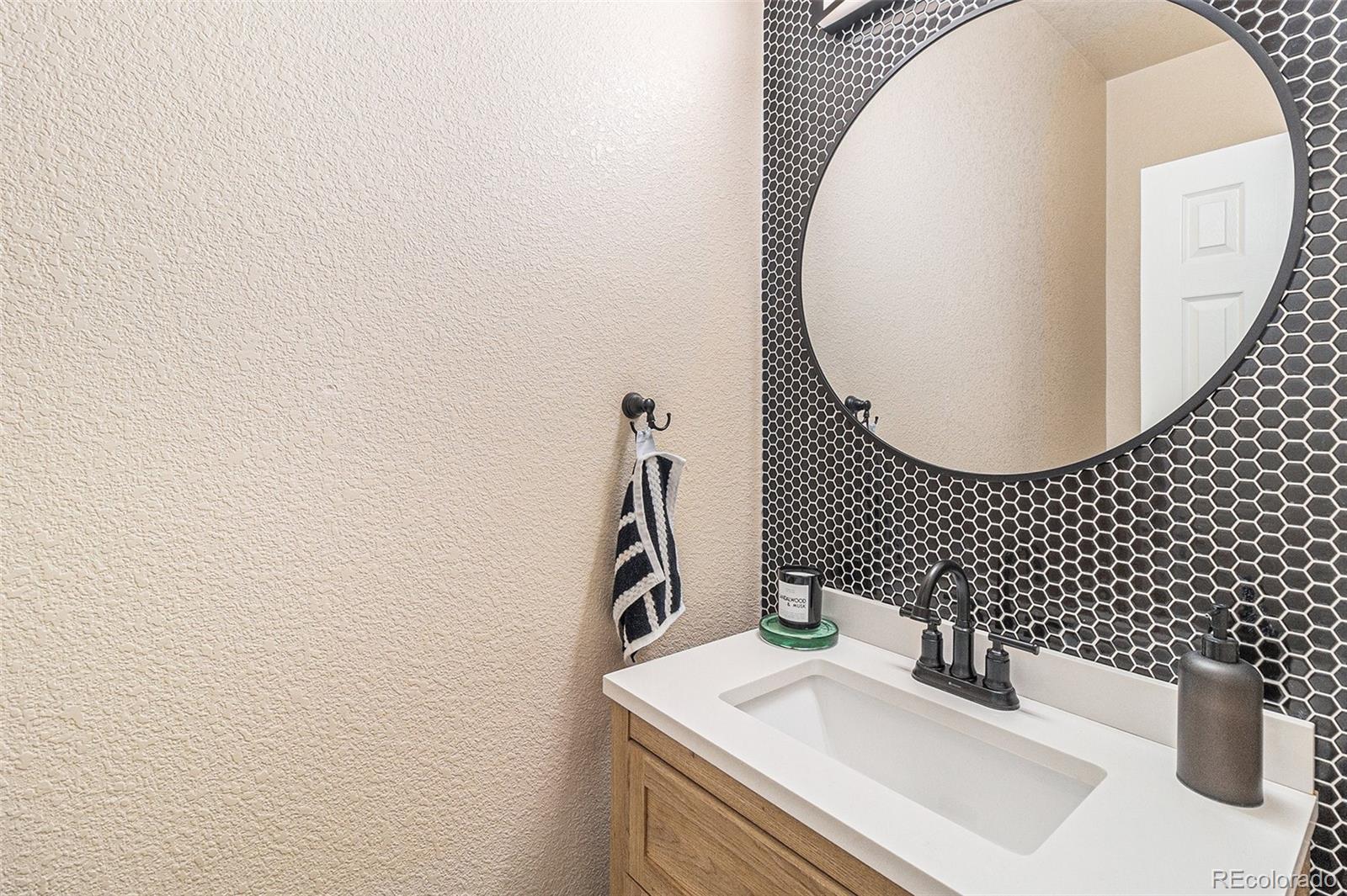 MLS Image #12 for 13314 w 86th drive,arvada, Colorado