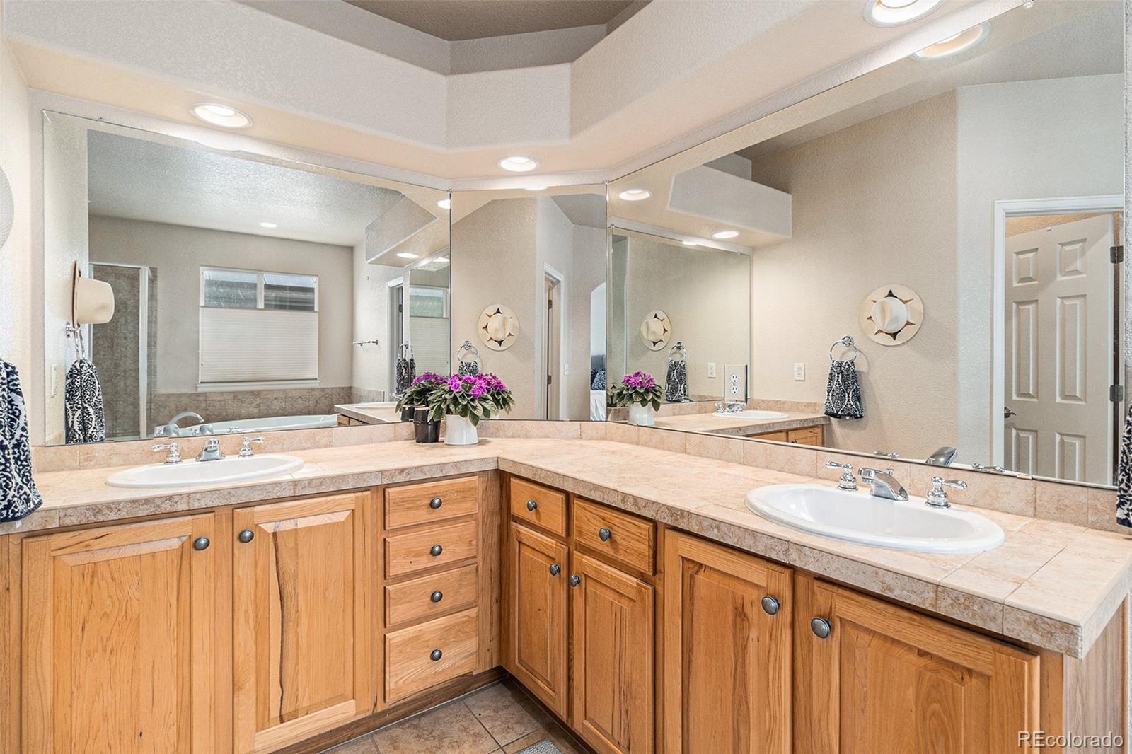 MLS Image #16 for 13314 w 86th drive,arvada, Colorado
