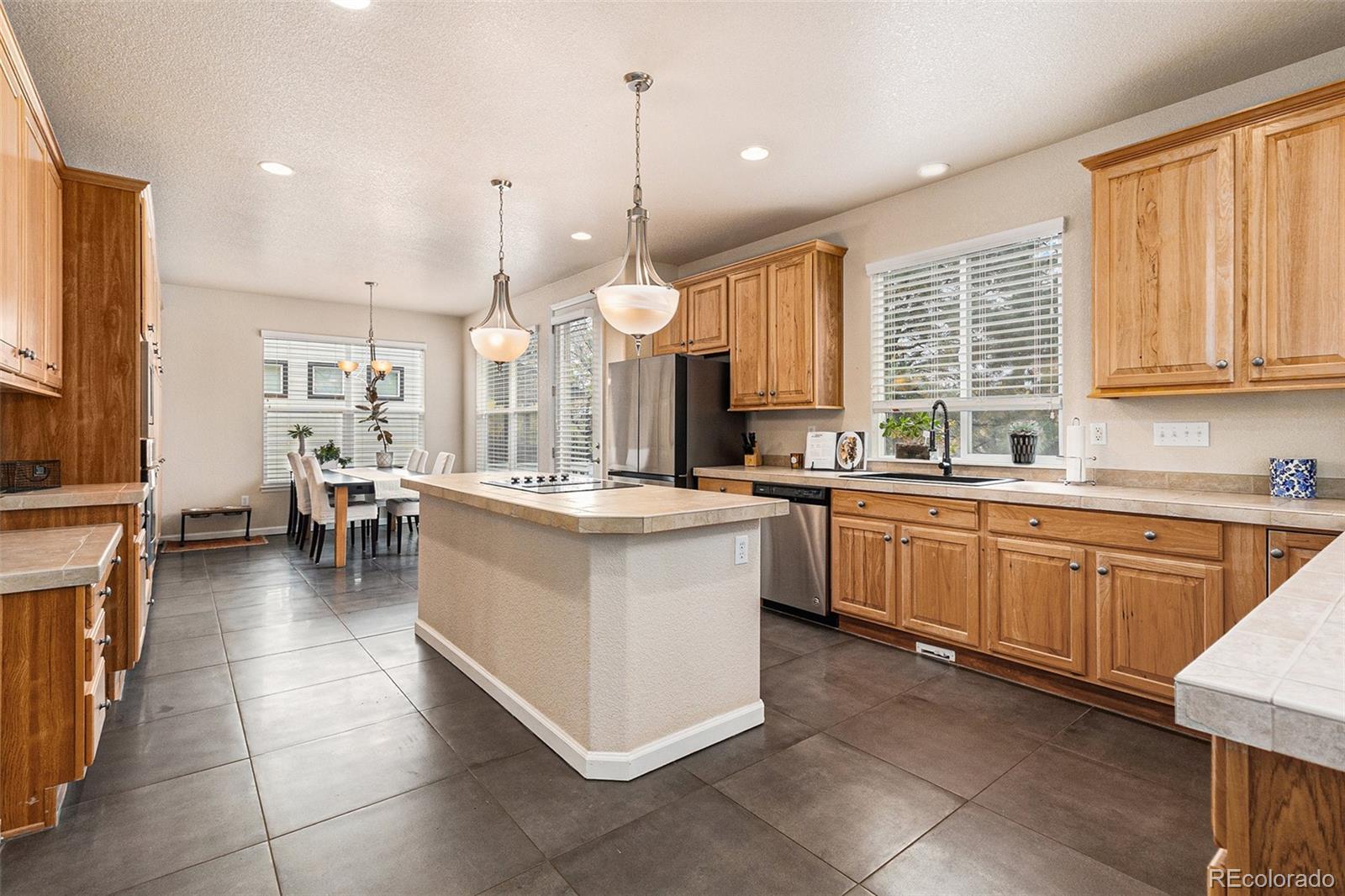 MLS Image #6 for 13314 w 86th drive,arvada, Colorado