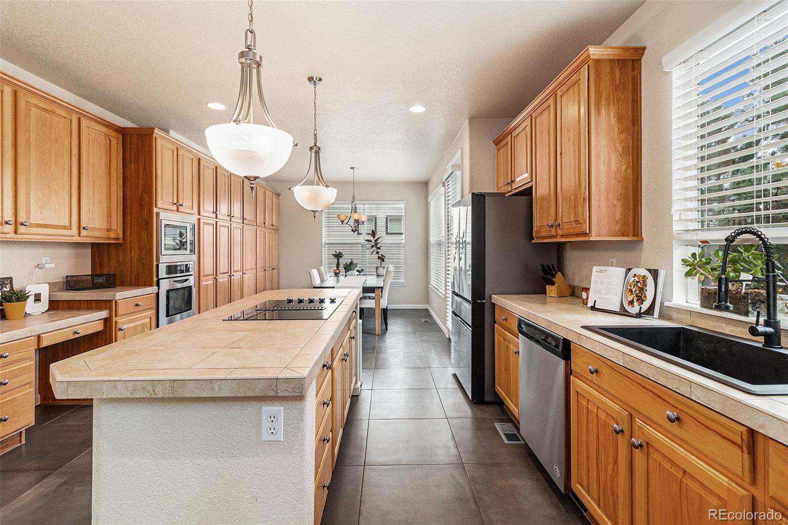 MLS Image #8 for 13314 w 86th drive,arvada, Colorado