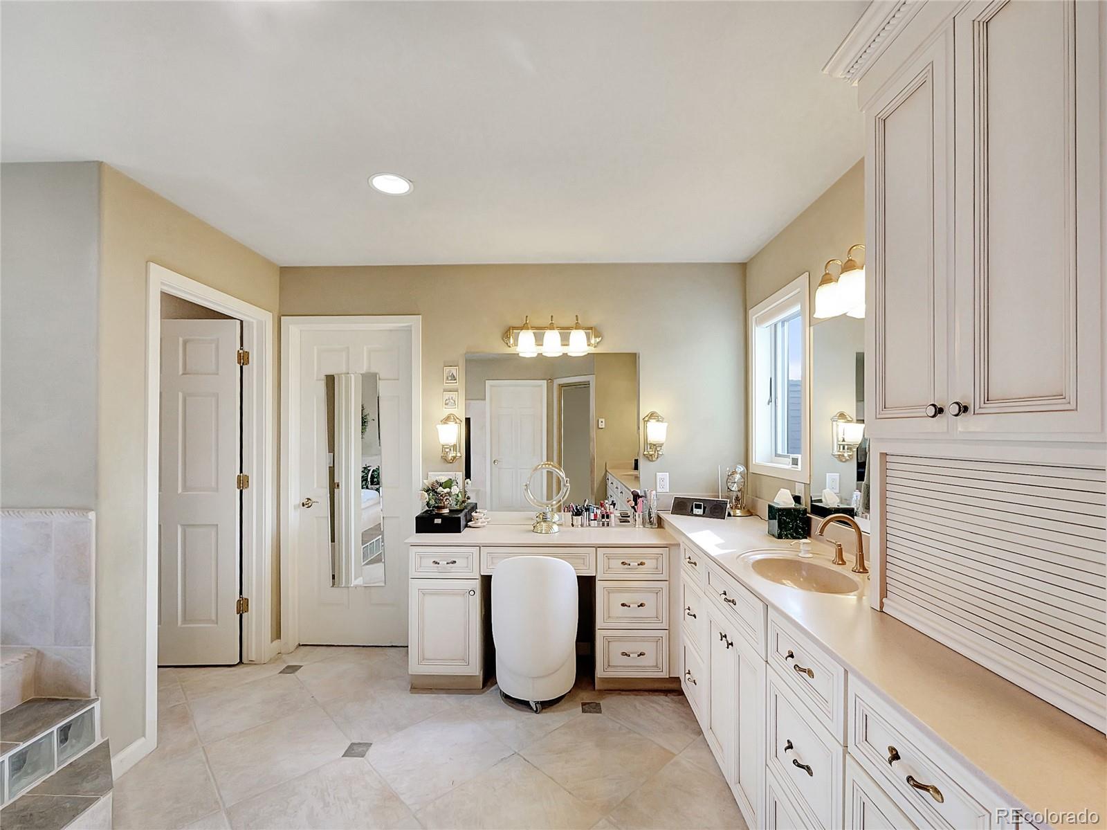 MLS Image #28 for 28  sky pilot drive,silverthorne, Colorado
