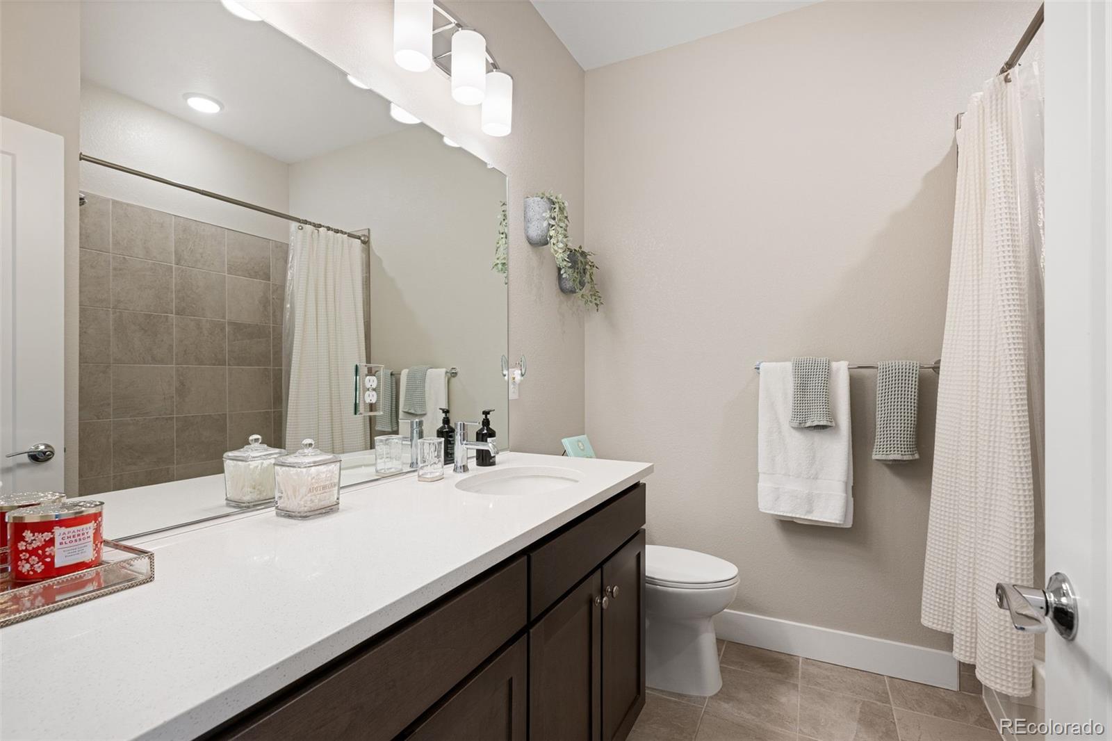 MLS Image #12 for 6300 n dayton court ,denver, Colorado