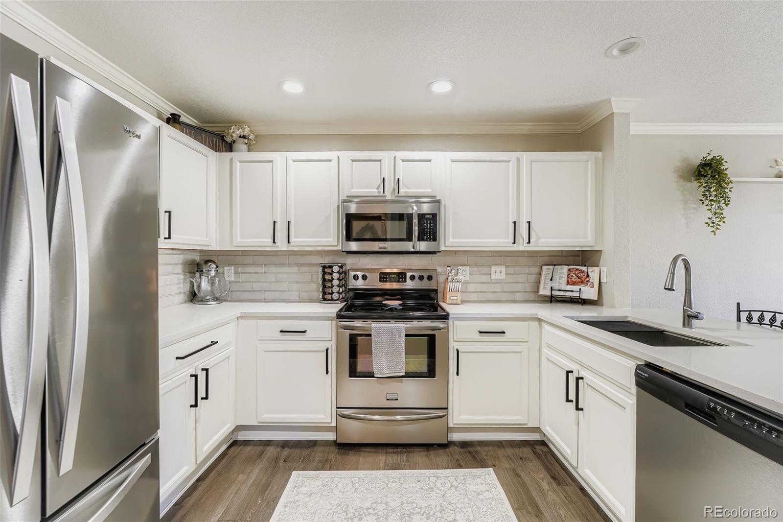 MLS Image #7 for 9551  elk mountain circle,littleton, Colorado