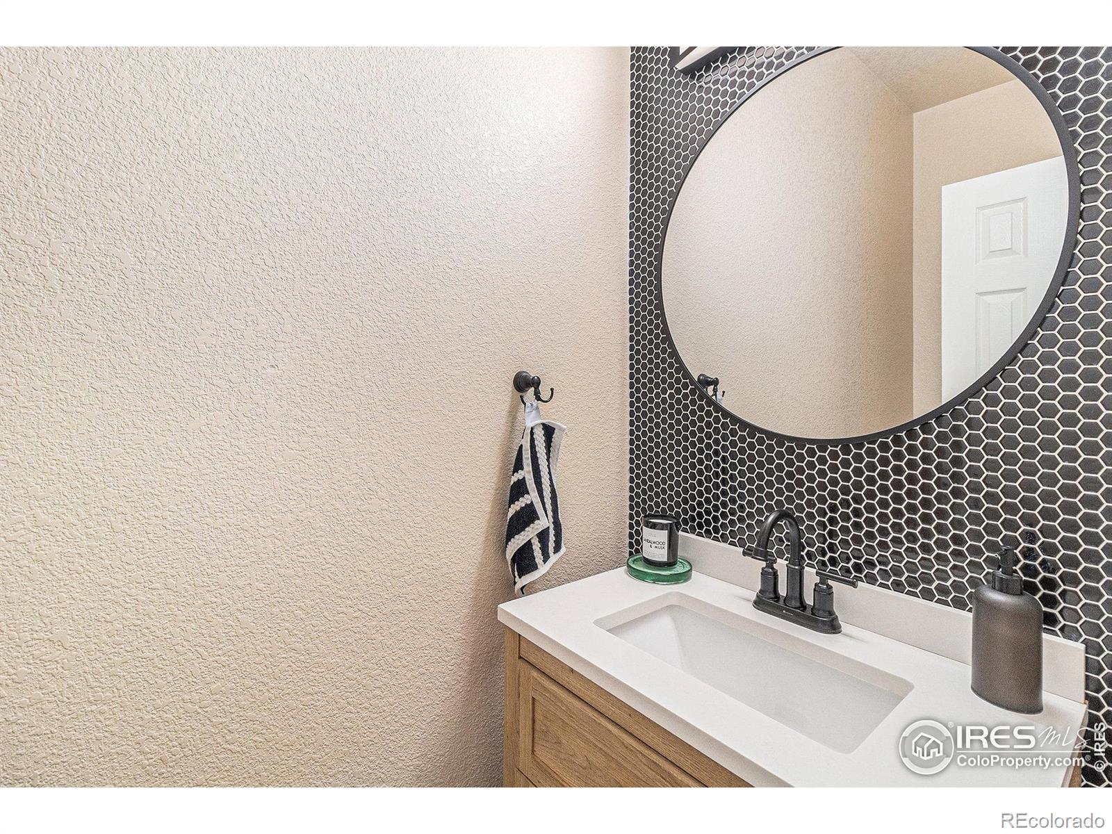 MLS Image #13 for 13314 w 86th drive,arvada, Colorado