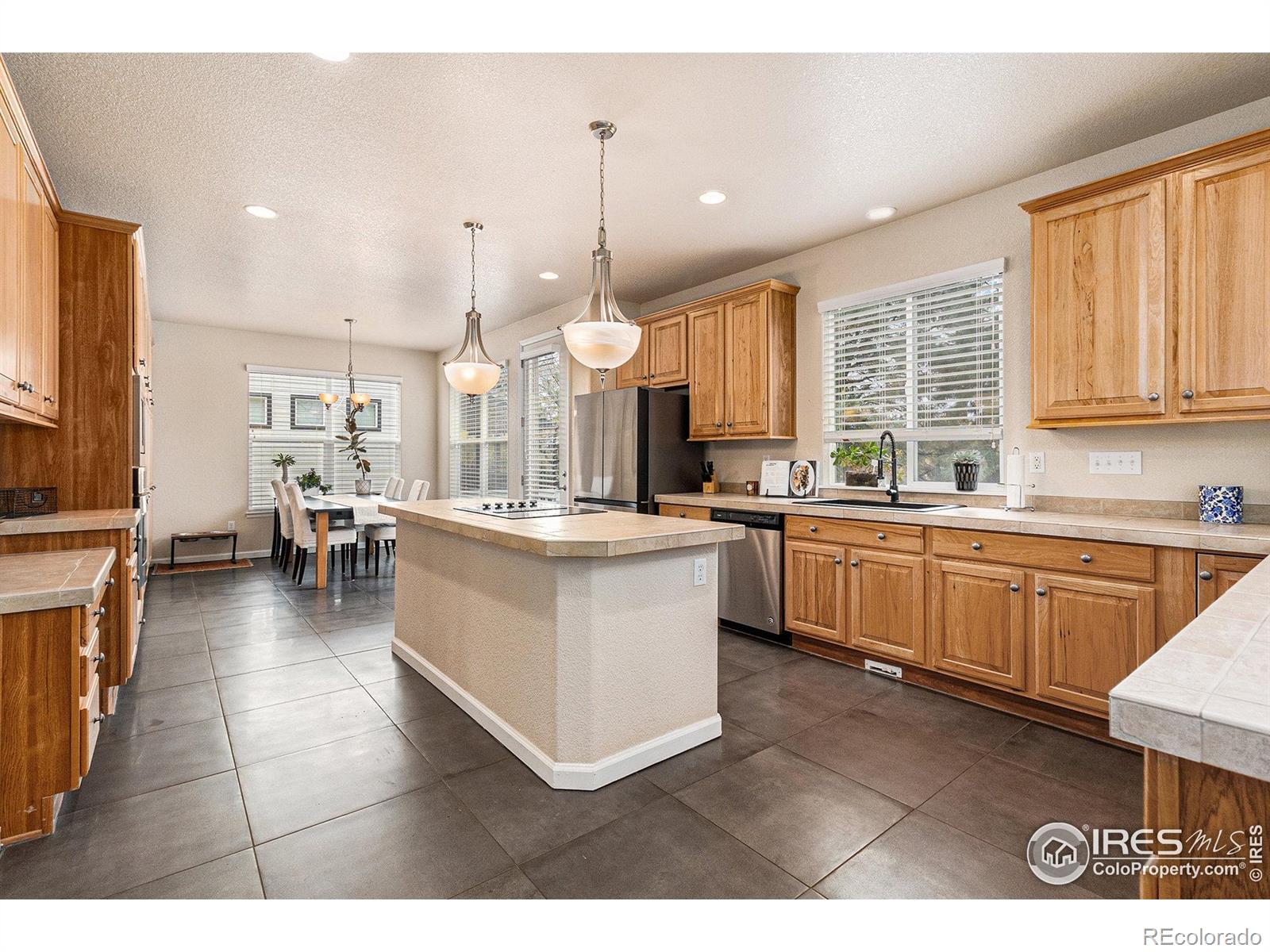 MLS Image #7 for 13314 w 86th drive,arvada, Colorado