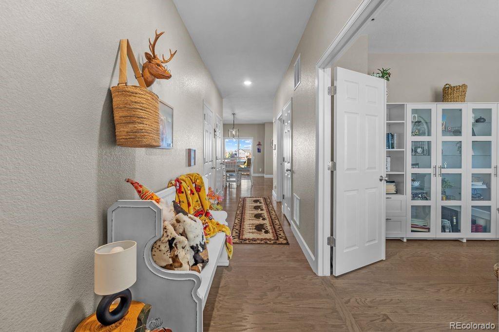 MLS Image #2 for 2001  shadow creek drive,castle rock, Colorado