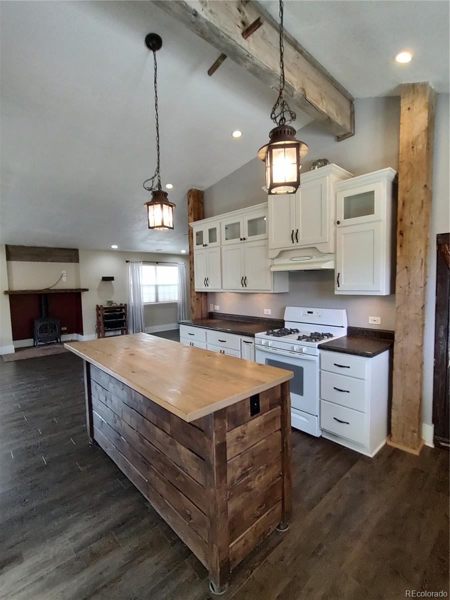 MLS Image #1 for 685  4th street,sanford, Colorado