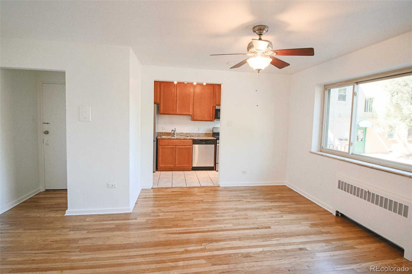 MLS Image #3 for 2100 n franklin street 12,denver, Colorado