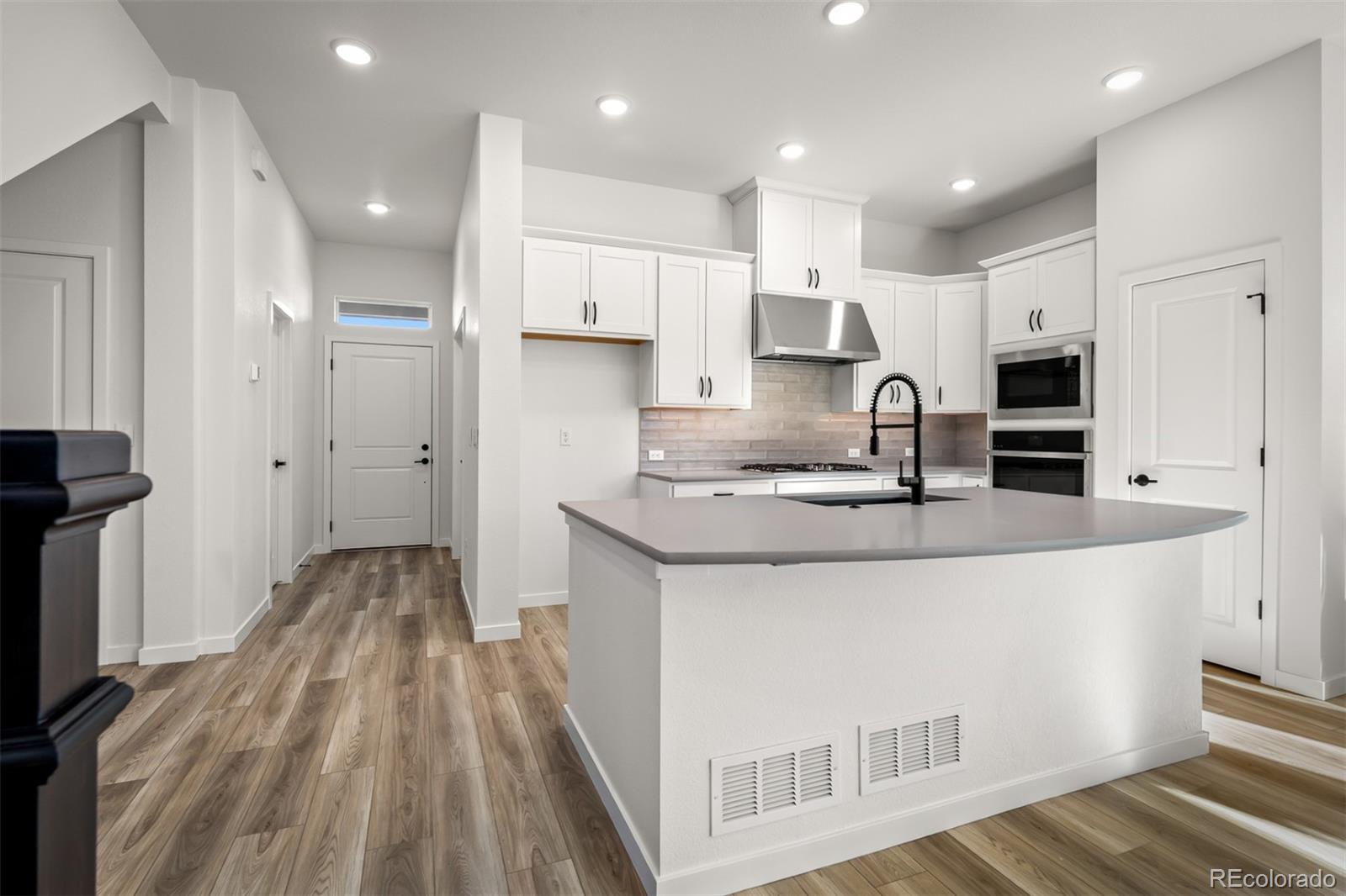 MLS Image #2 for 9256  wolf valley drive,colorado springs, Colorado