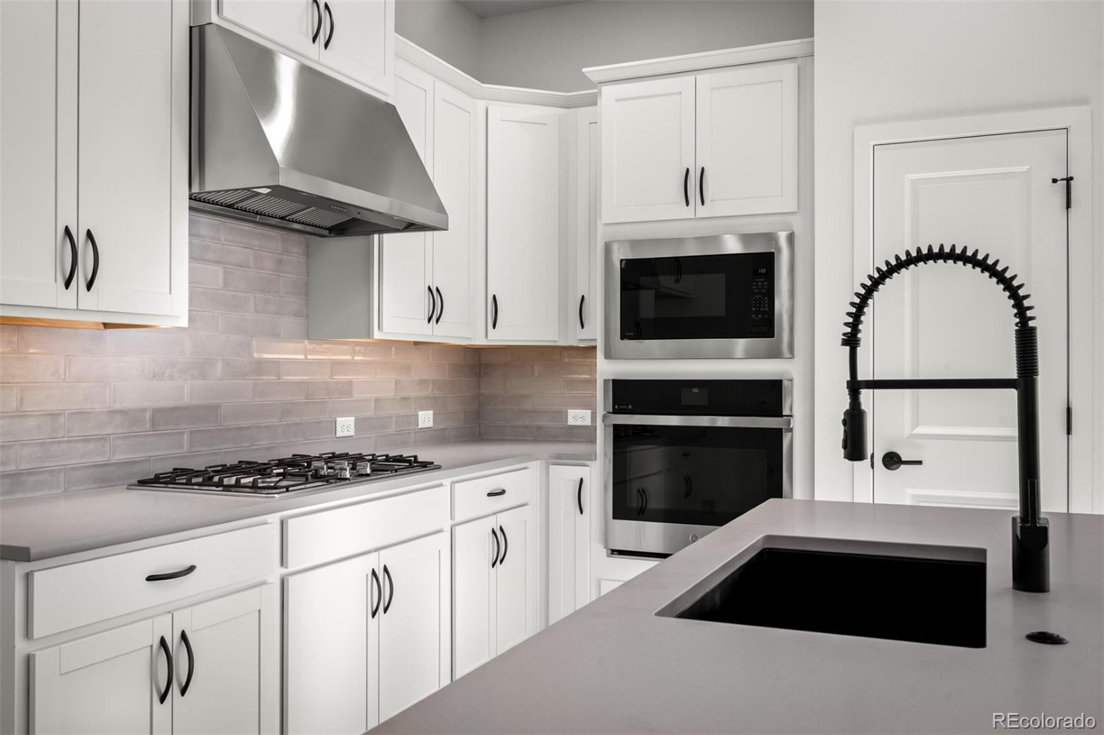 MLS Image #5 for 9256  wolf valley drive,colorado springs, Colorado