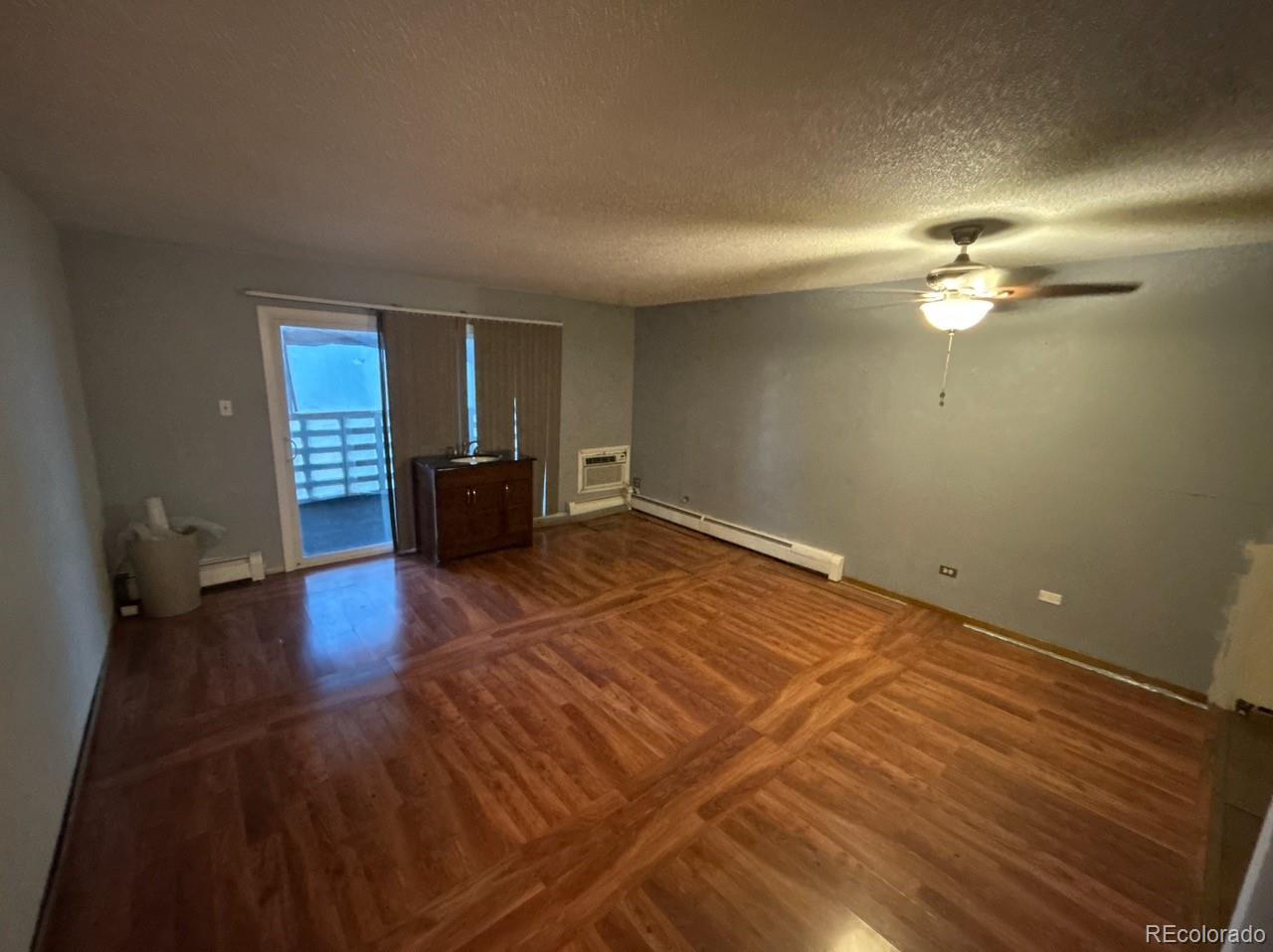 MLS Image #2 for 610 s clinton street 8b,denver, Colorado