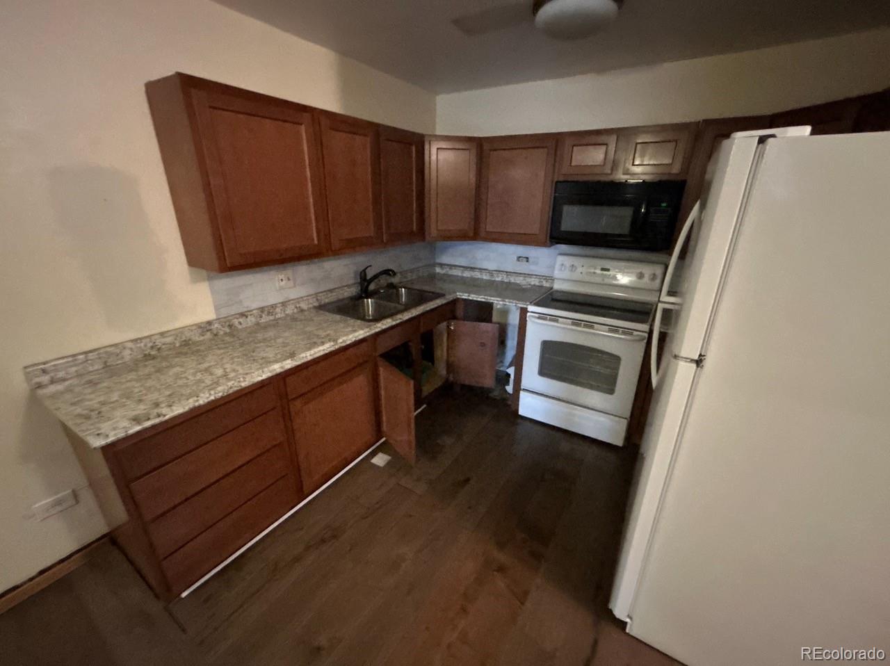 MLS Image #4 for 610 s clinton street 8b,denver, Colorado