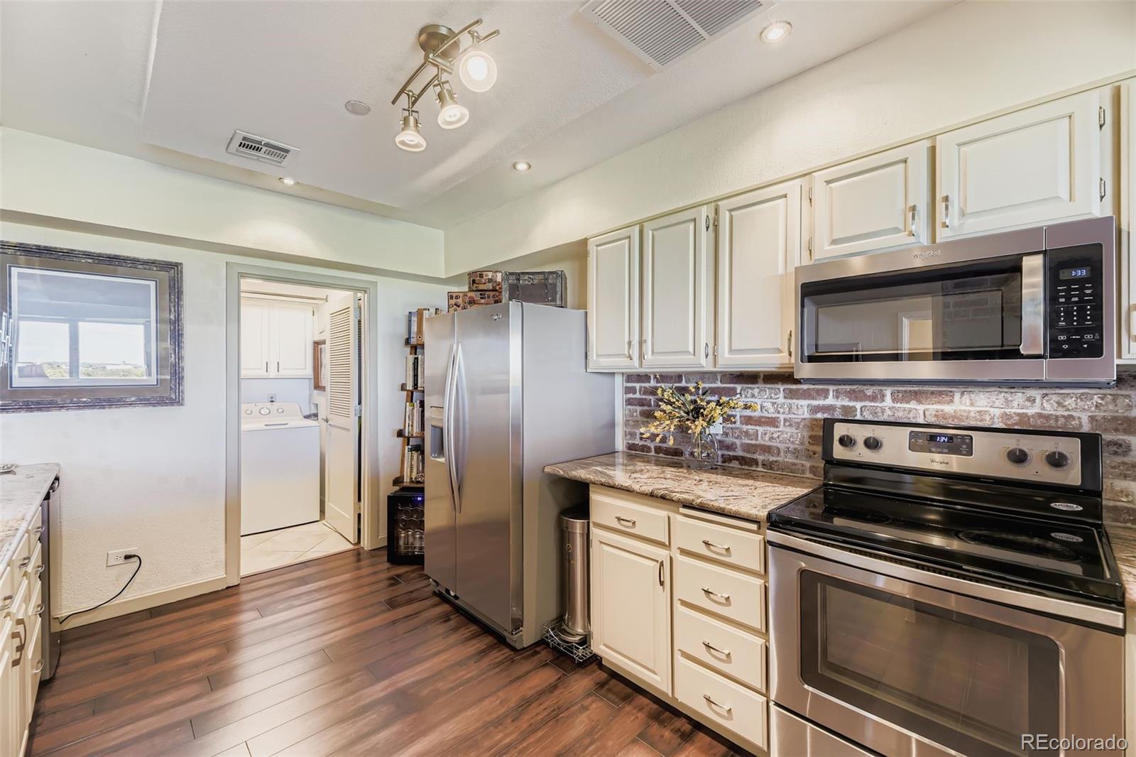 MLS Image #7 for 1900 e girard place 907,englewood, Colorado