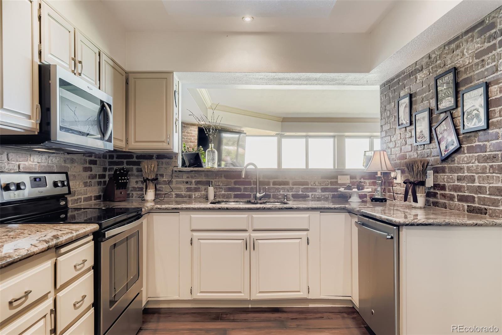 MLS Image #8 for 1900 e girard place 907,englewood, Colorado