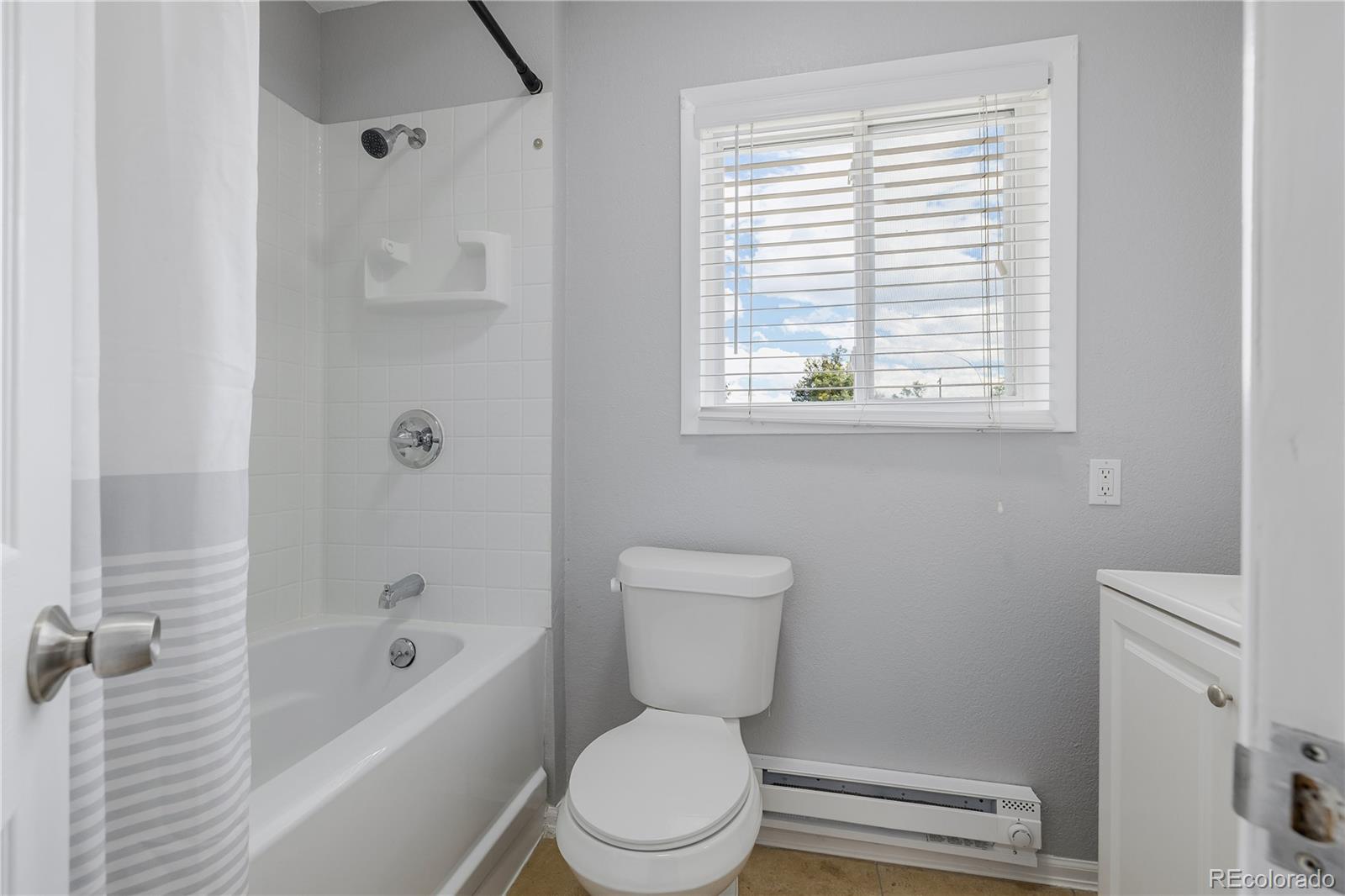MLS Image #22 for 3300 w 2nd avenue,denver, Colorado