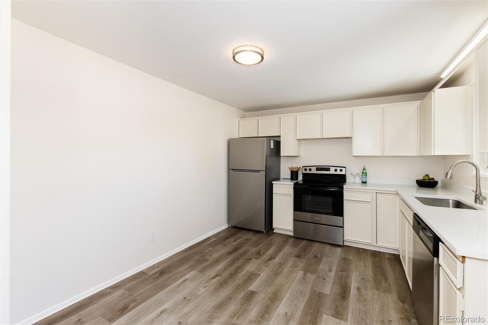 MLS Image #15 for 1157 s everett street,lakewood, Colorado