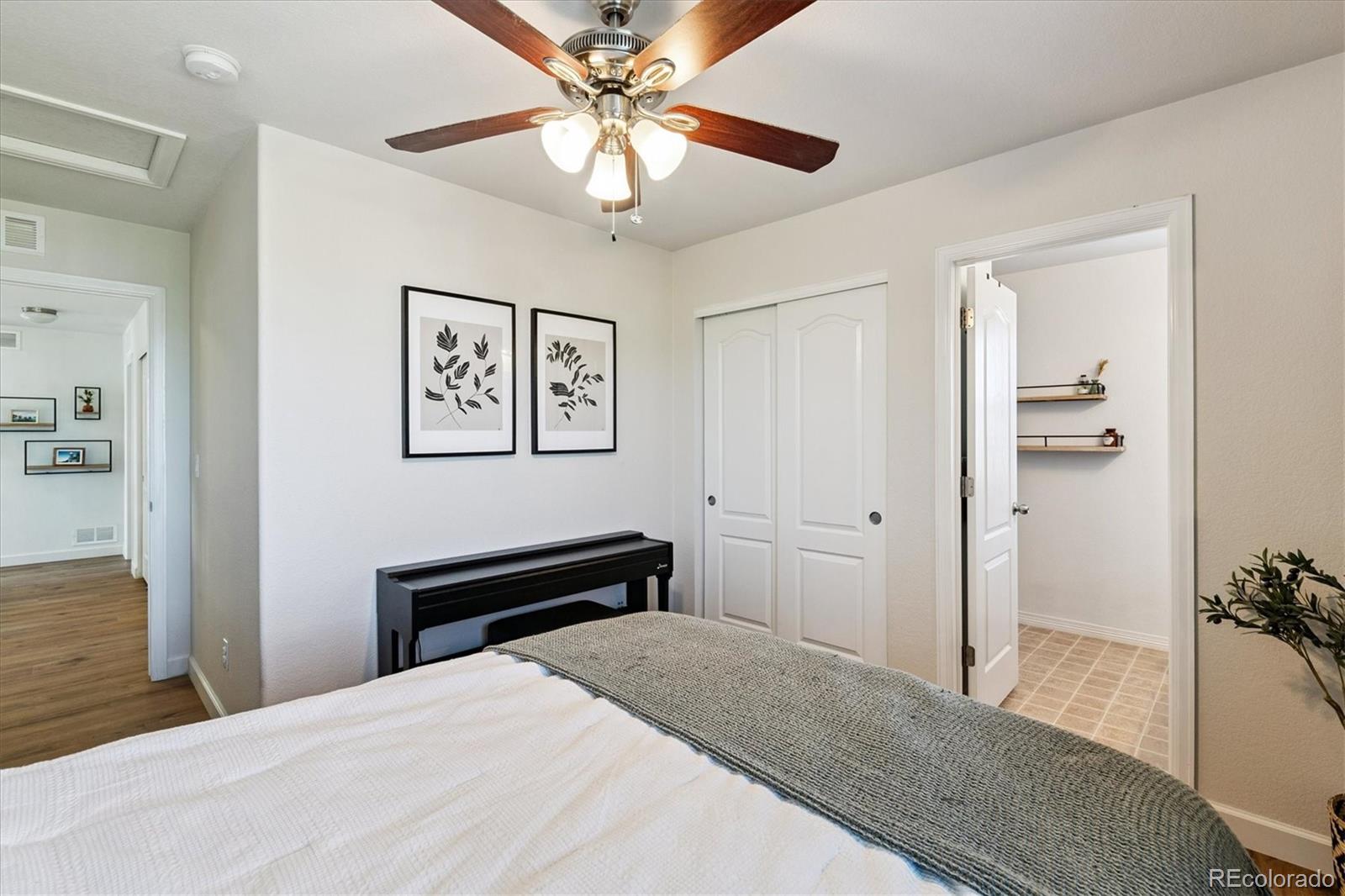 MLS Image #16 for 234 n millbrook court,aurora, Colorado