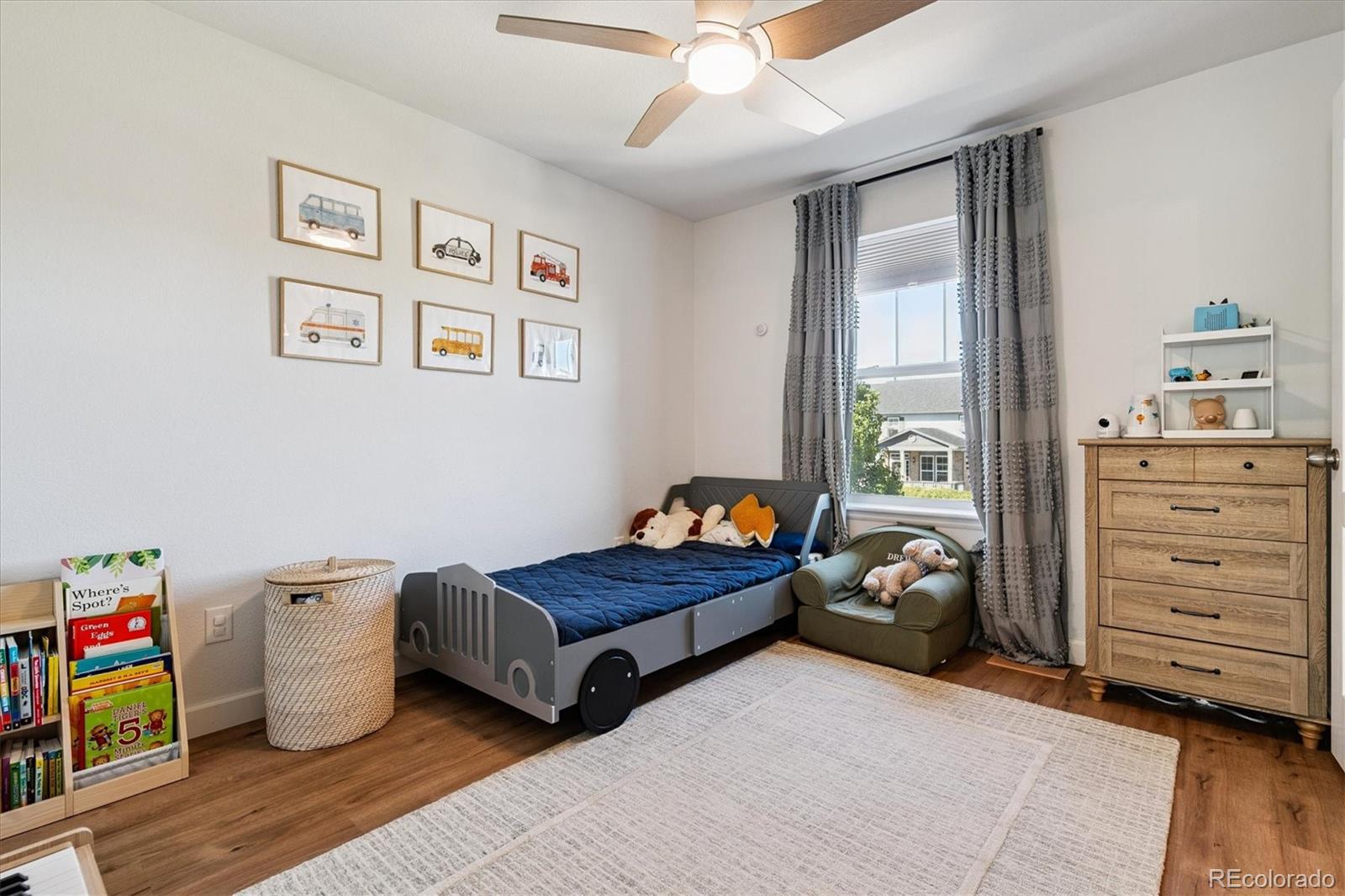 MLS Image #19 for 234 n millbrook court,aurora, Colorado