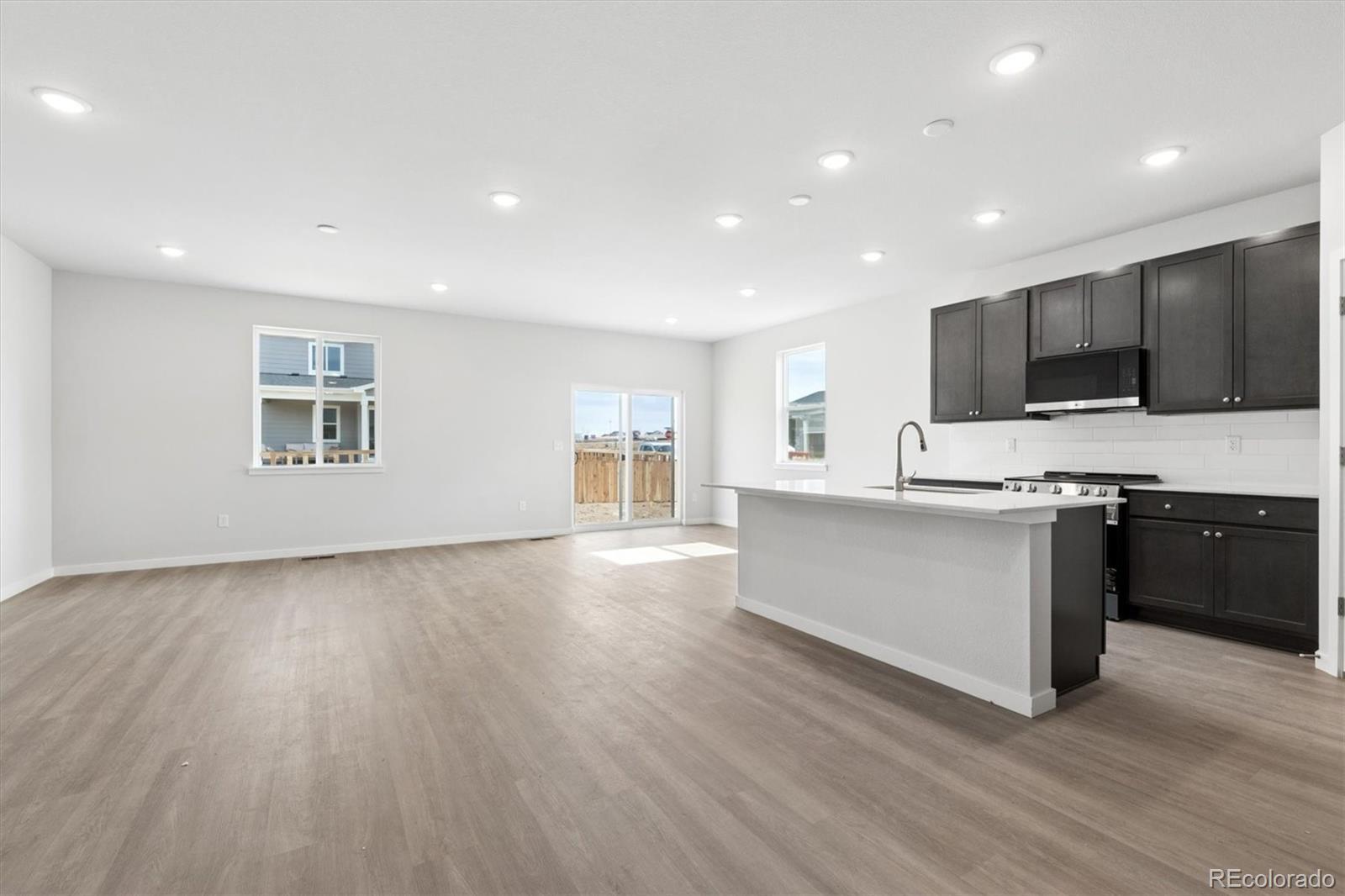 MLS Image #5 for 3702  sandreed street,dacono, Colorado